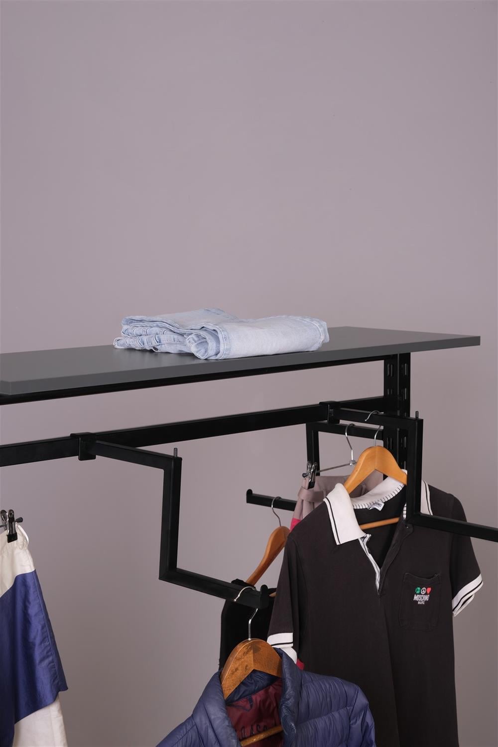 Çift Yönlü 4 Kollu Z Askılık Stand