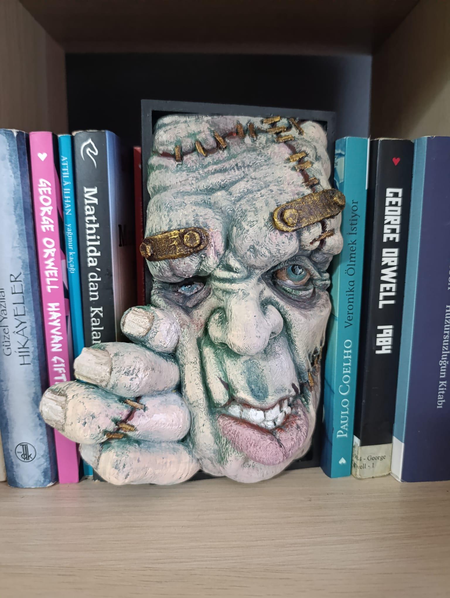 Book Nook Frankenstein