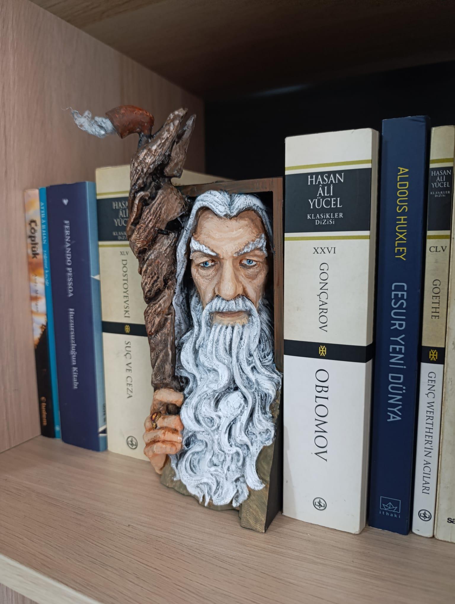 Book Nook Gandalf