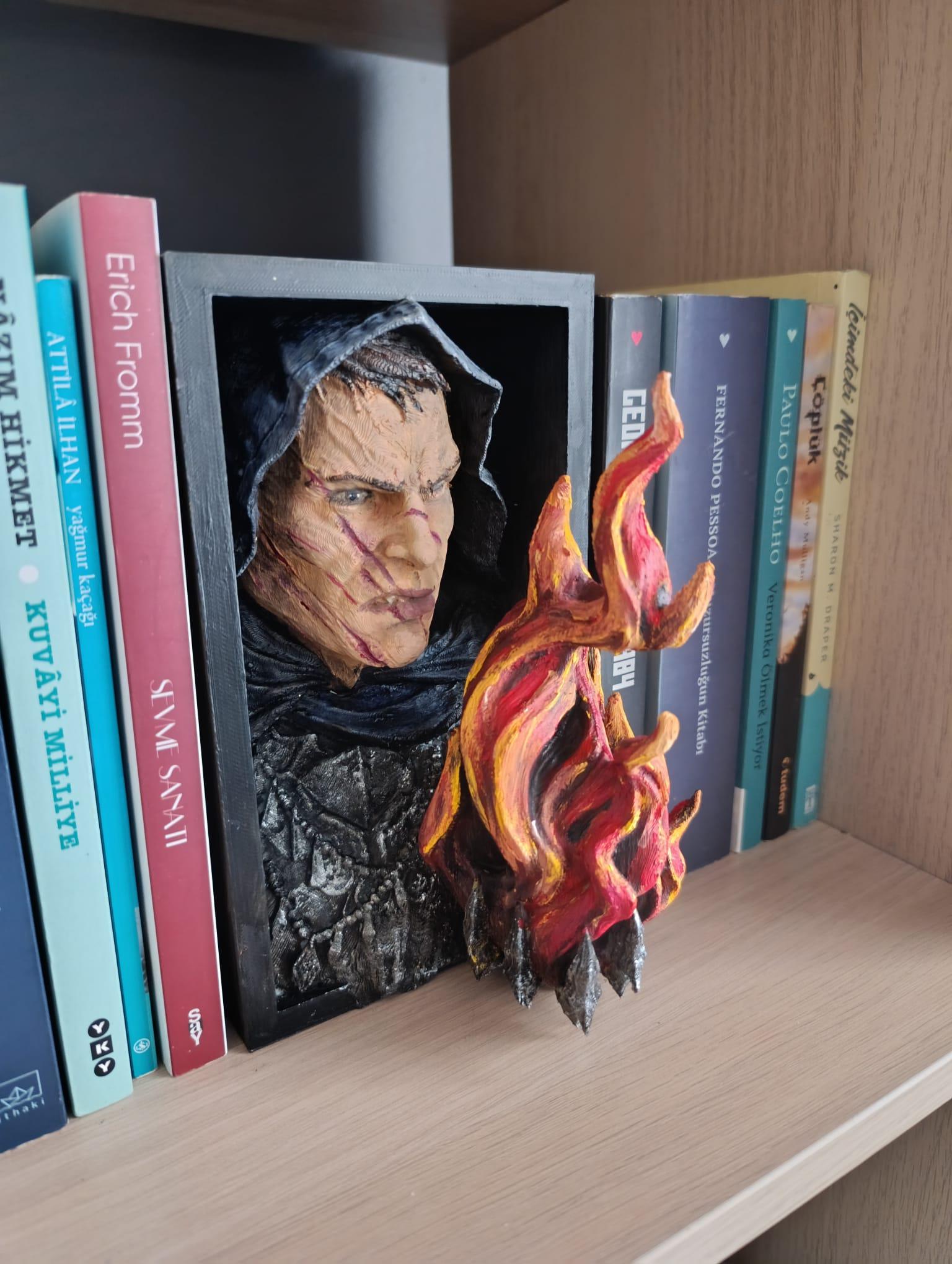 Book Nook LightBringer