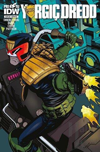 yargic-dredd-06-kapak-b-0ed9b0.jpg