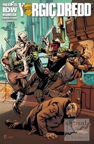 yargic-dredd-12-kapak-b--43c8-.jpg