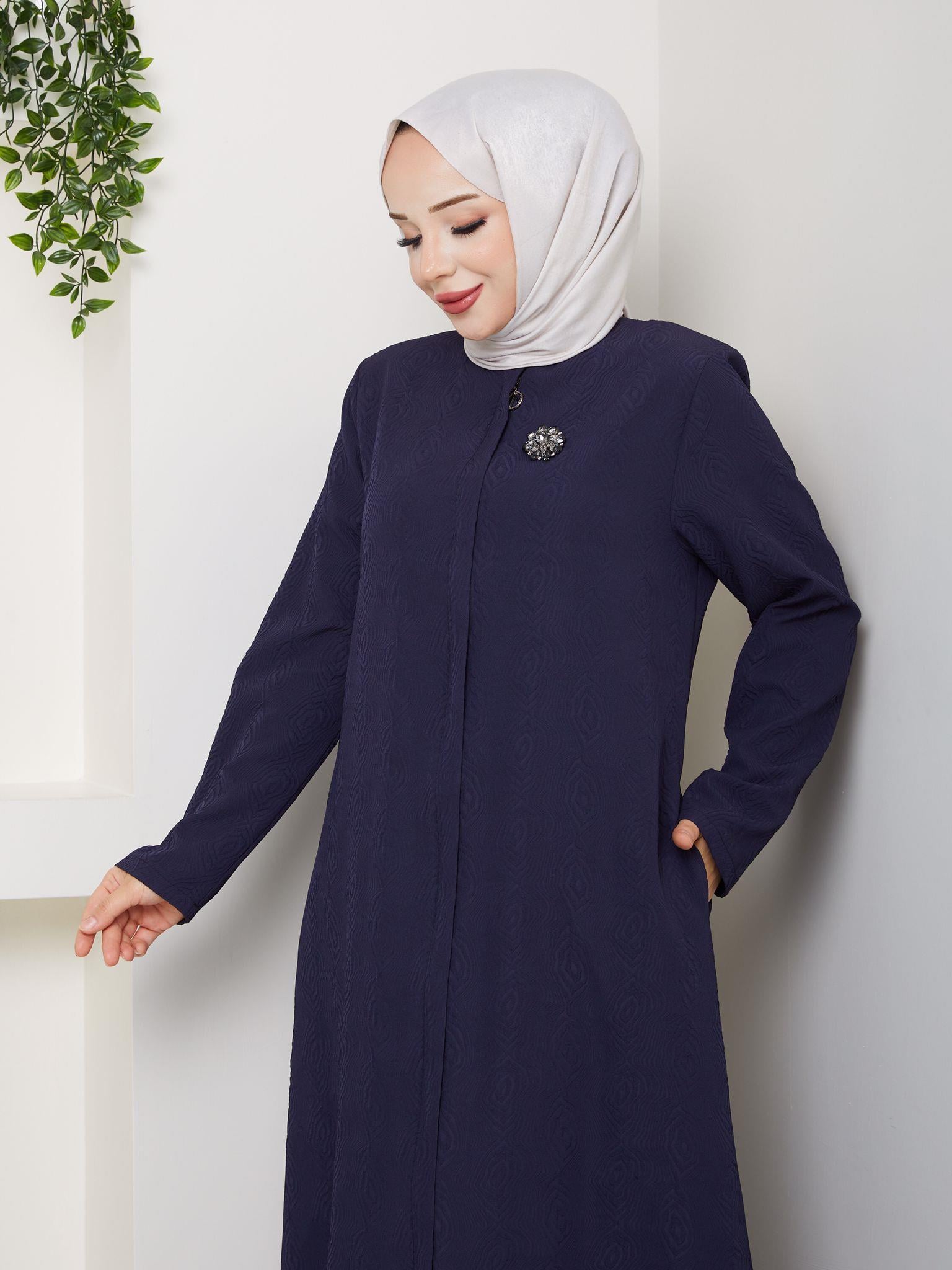 7099 Desenli Ferace