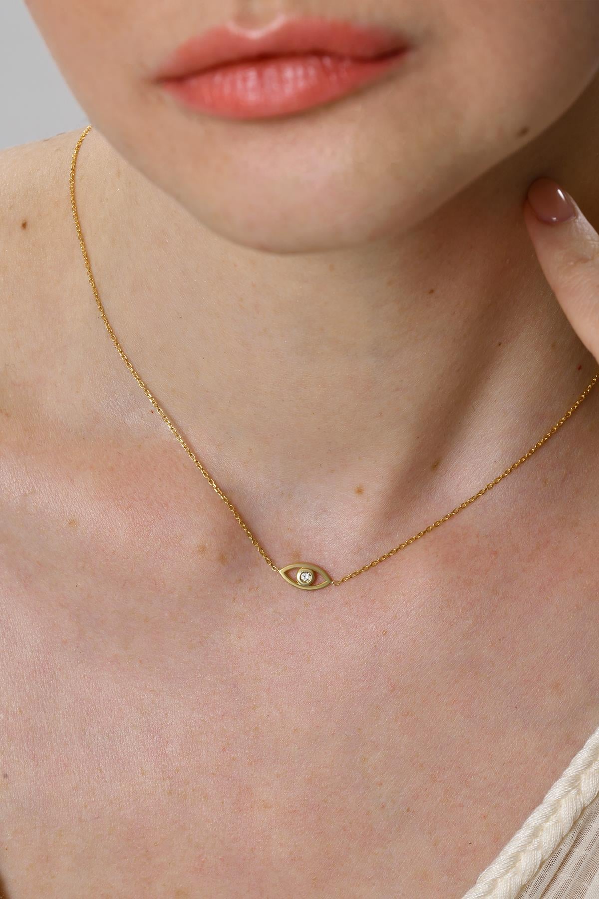 0.03 Carat Nazar Pırlanta Kolye