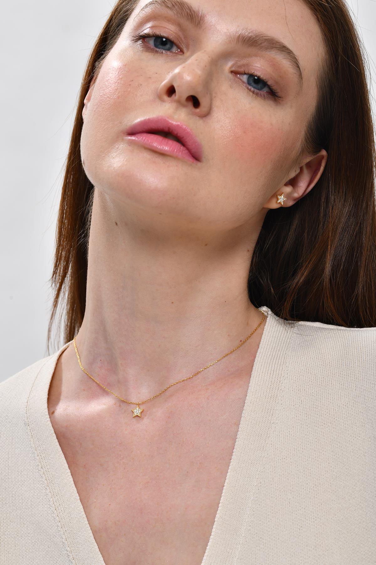 0.07 Carat Yıldız Pırlanta Kolye