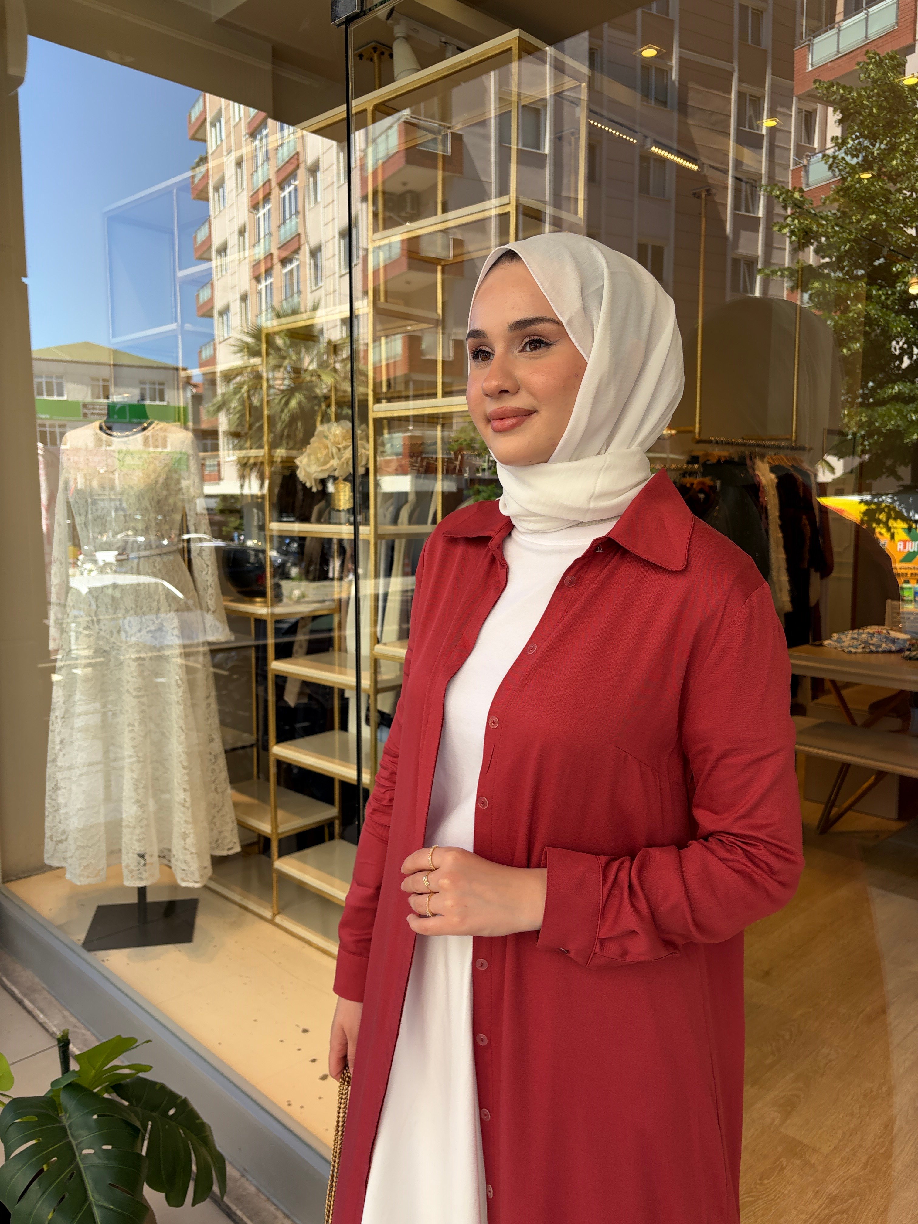 BELMANDO UZUN GÖMLEK KAP NAR ÇİÇEĞİ