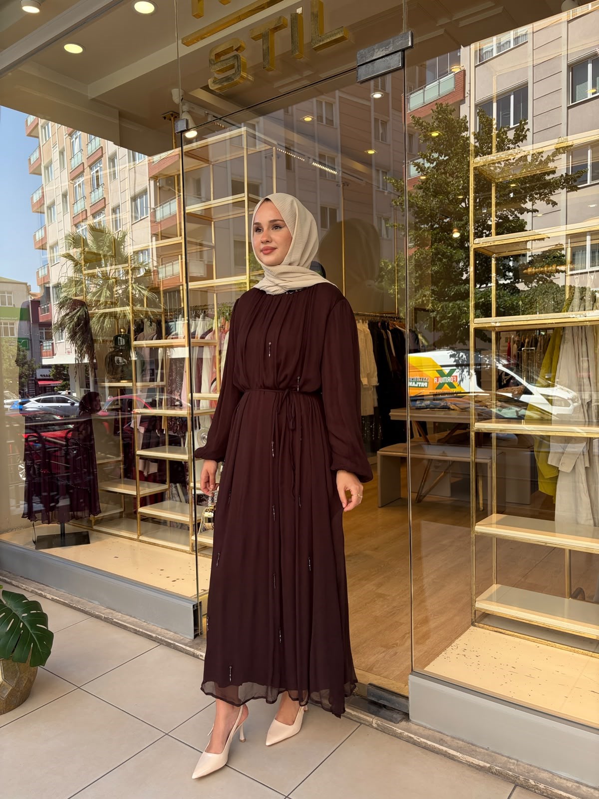 DAMLA BONCUKLU ELBİSE KAHVERENGİ