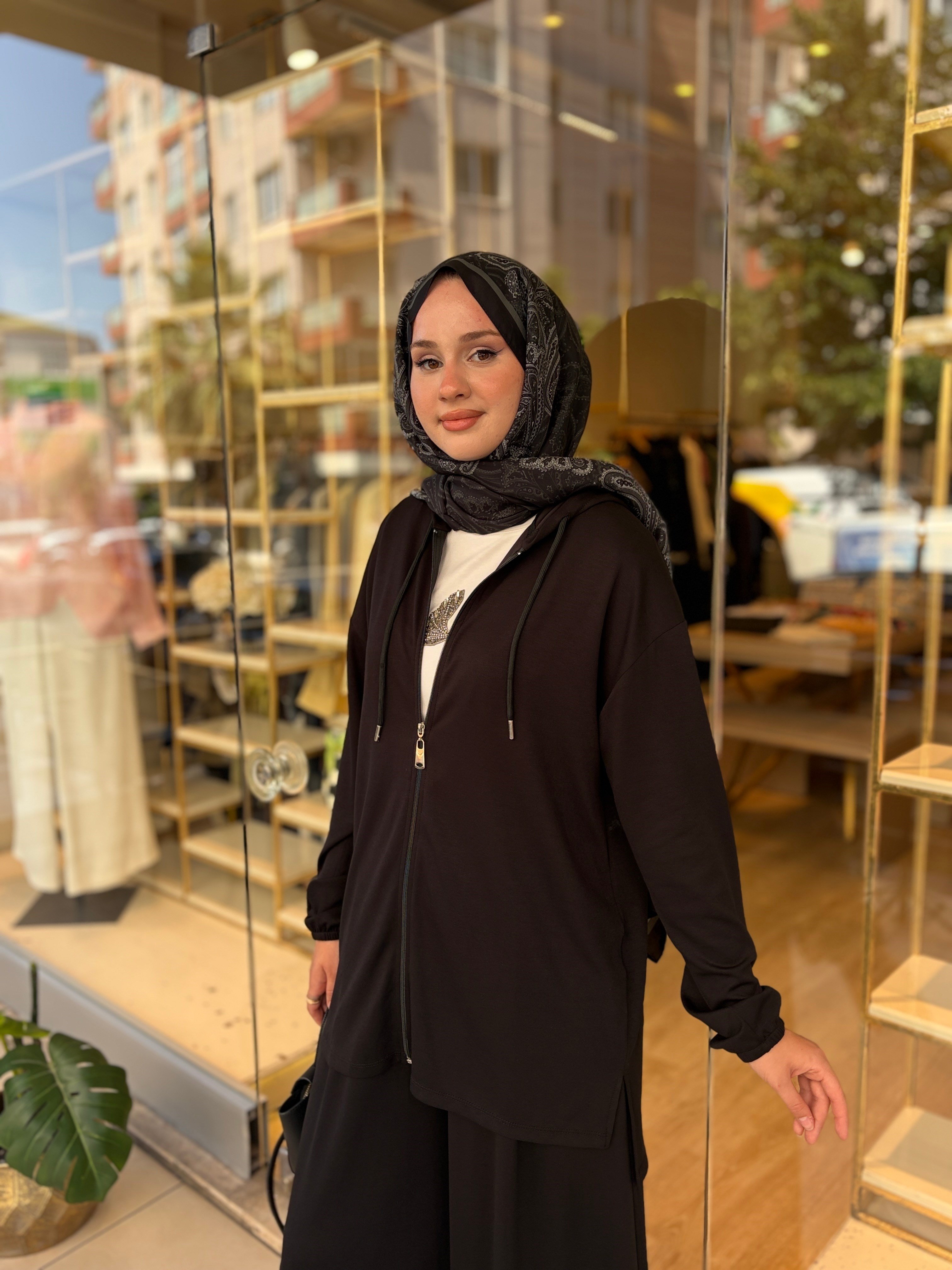 HÜMA TAKIM SİYAH