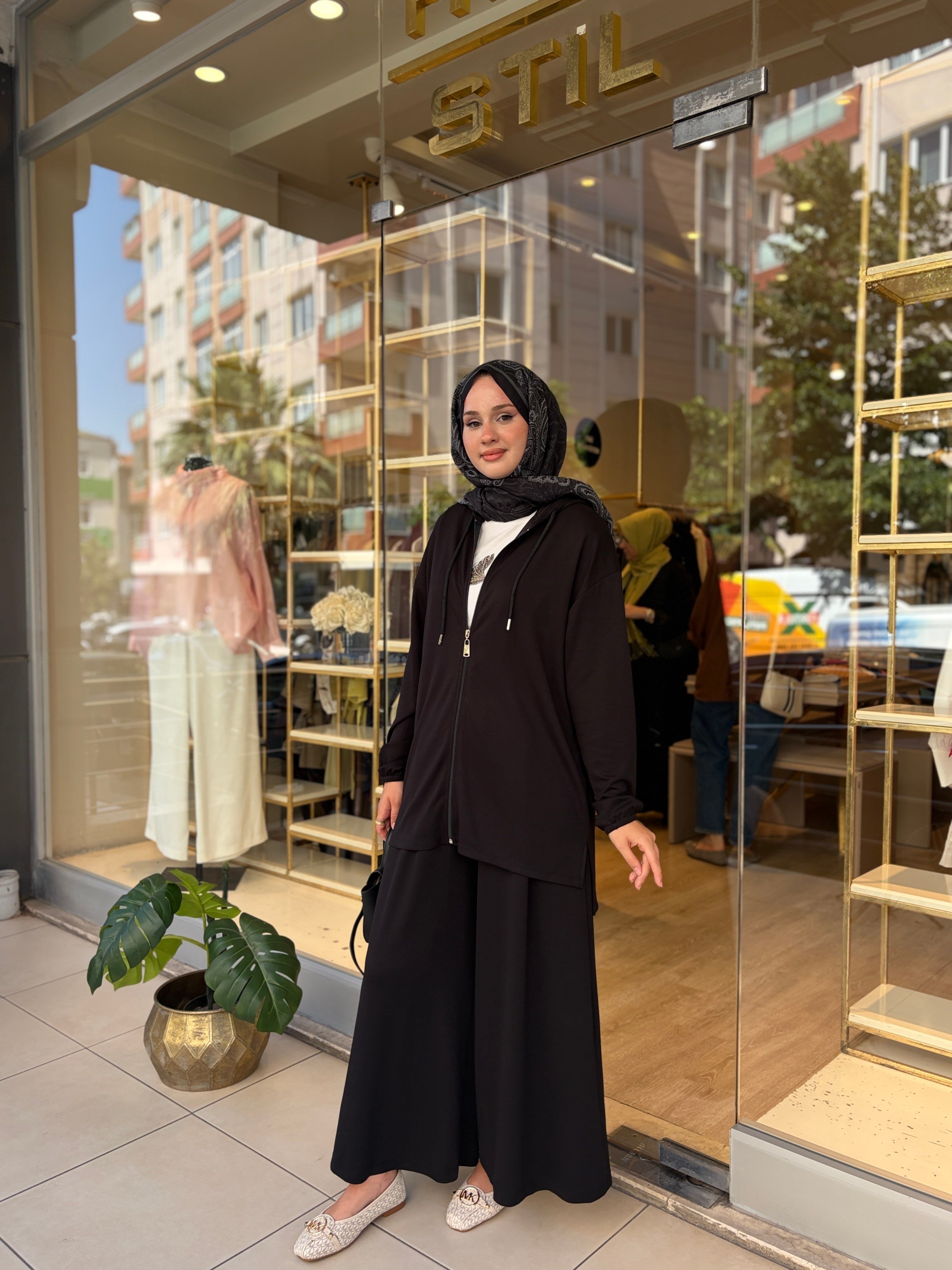 HÜMA TAKIM SİYAH