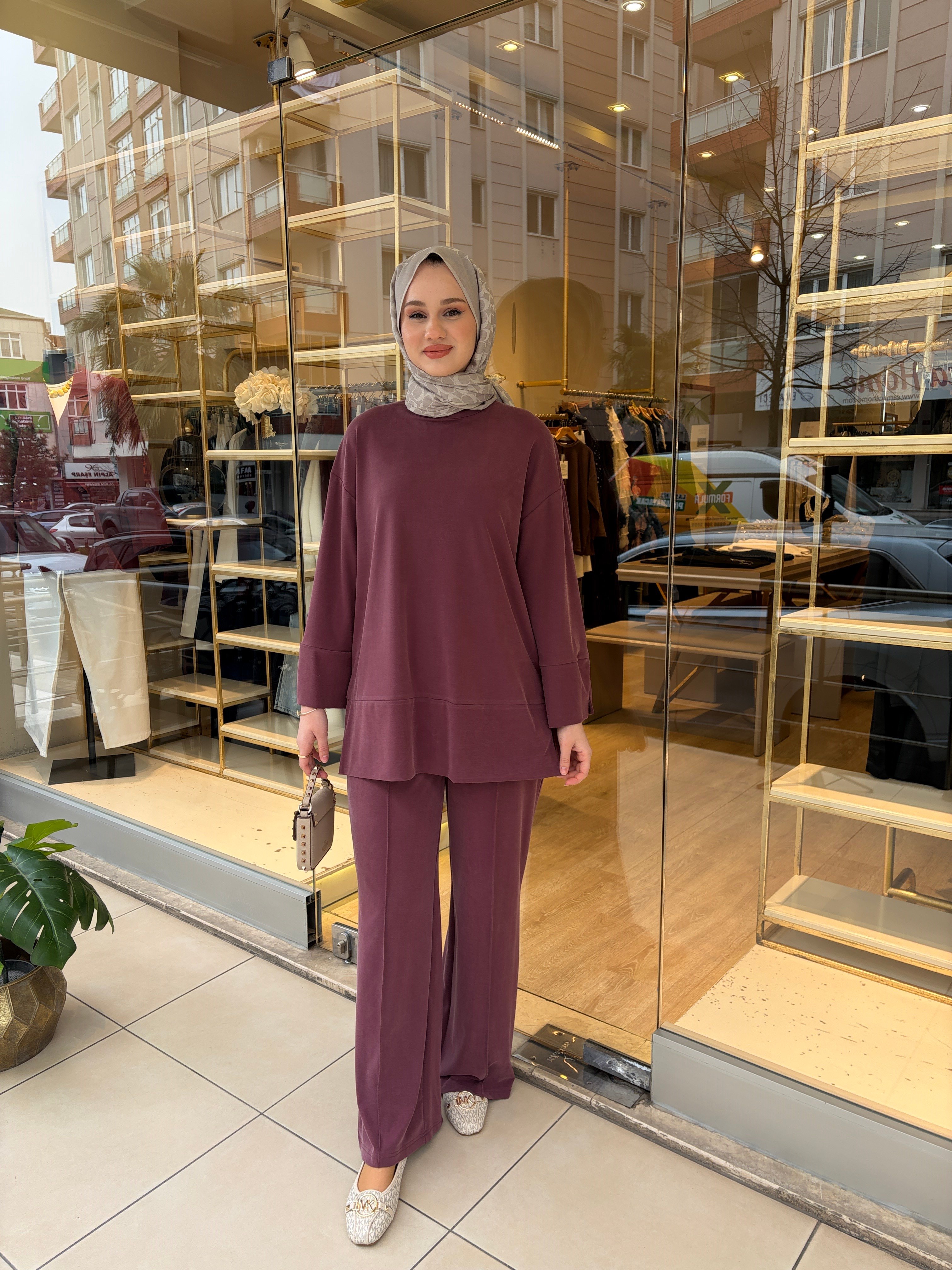 KOLU YIRTMAÇLI SWEAT TAKIM BORDO