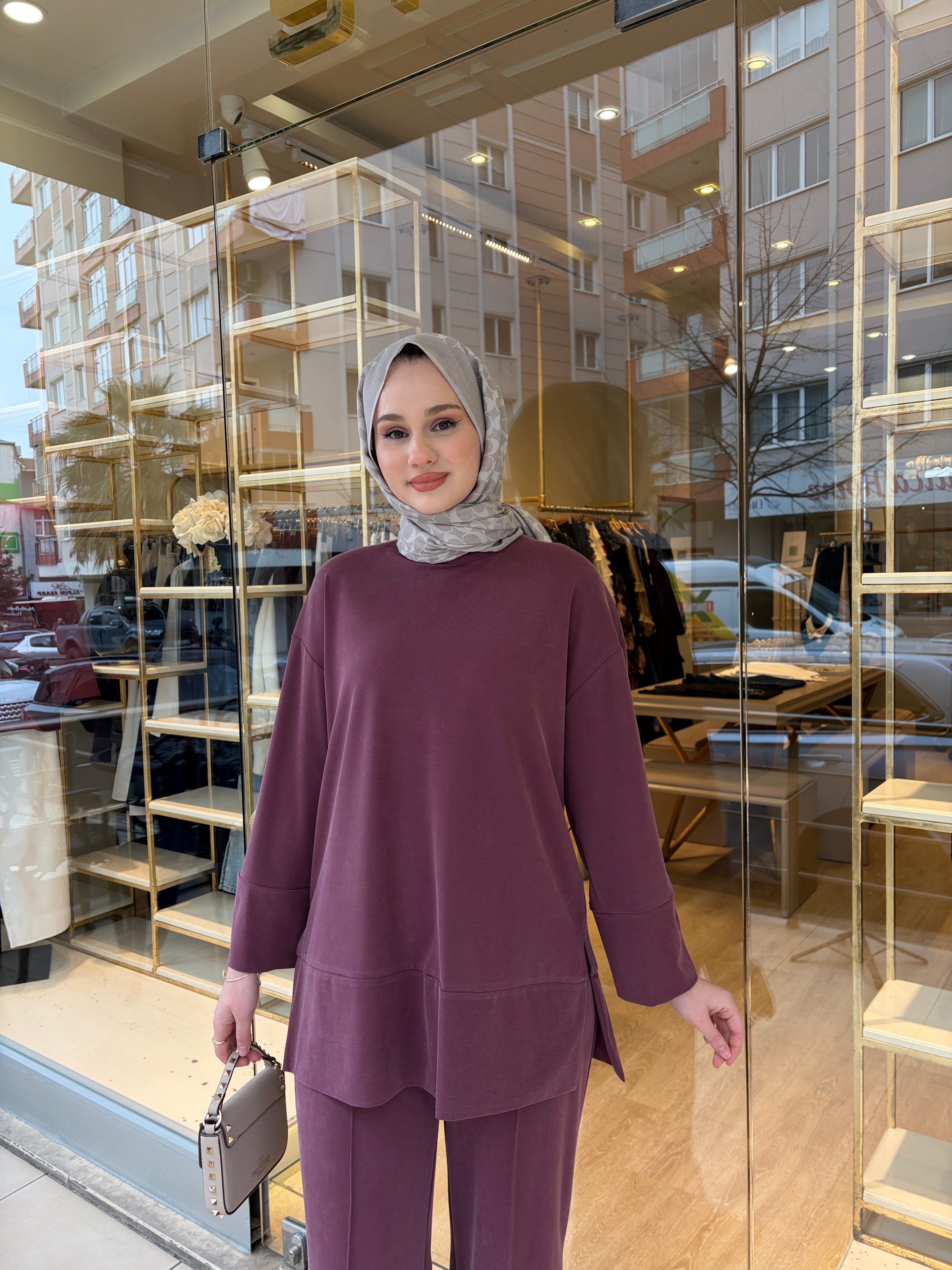 KOLU YIRTMAÇLI SWEAT TAKIM BORDO