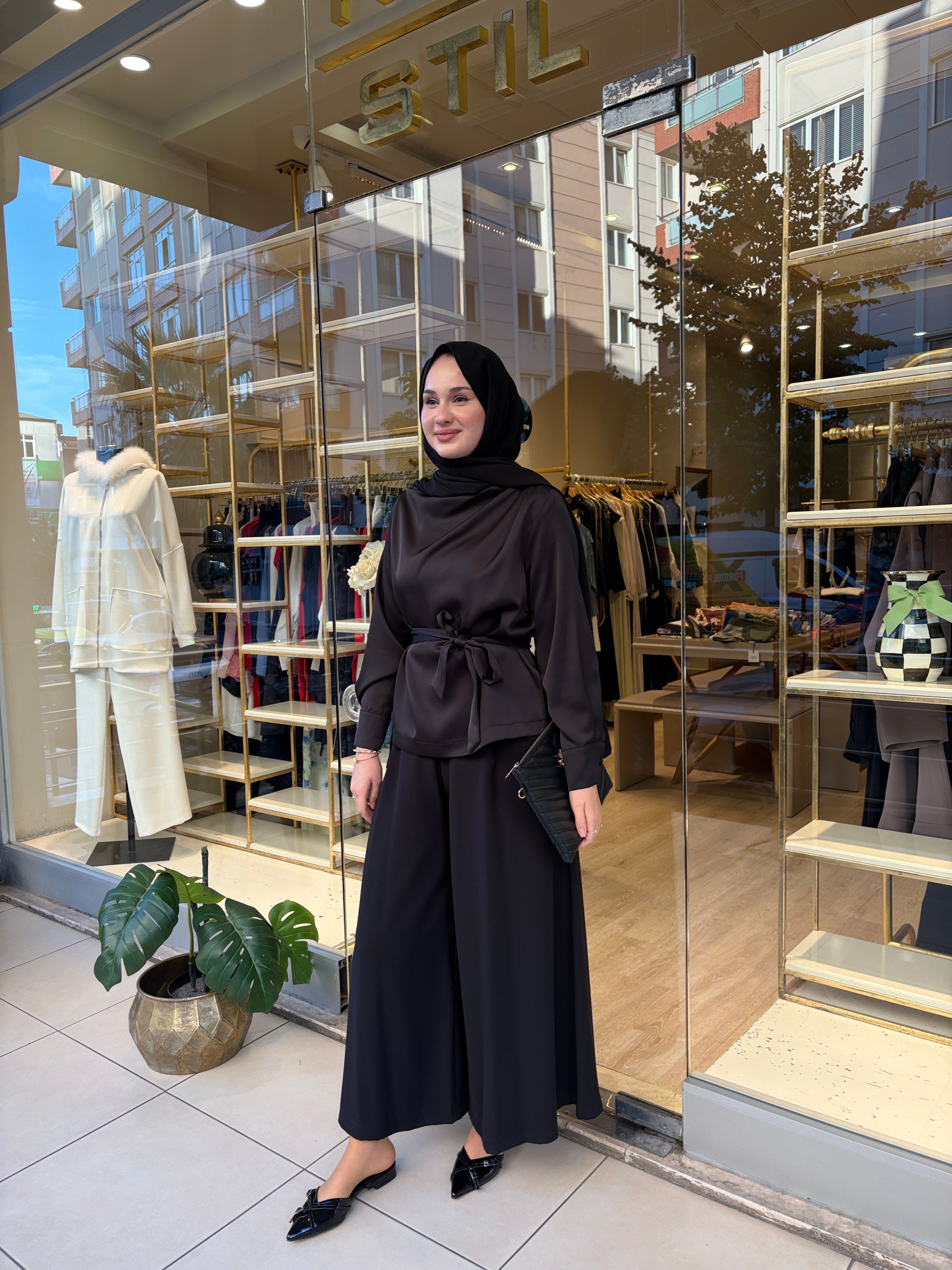 LARA BLUZ SİYAH 