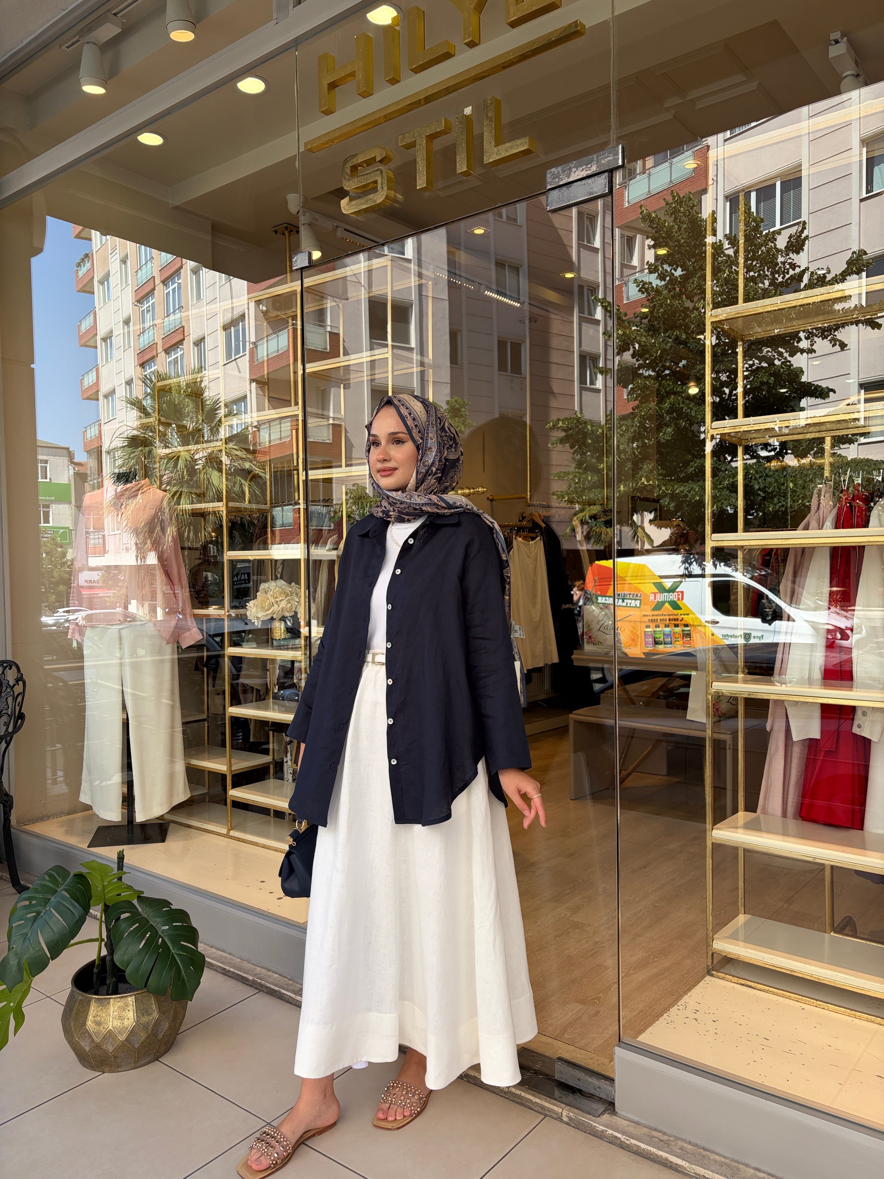 MONA KETEN GÖMLEK LACİVERT