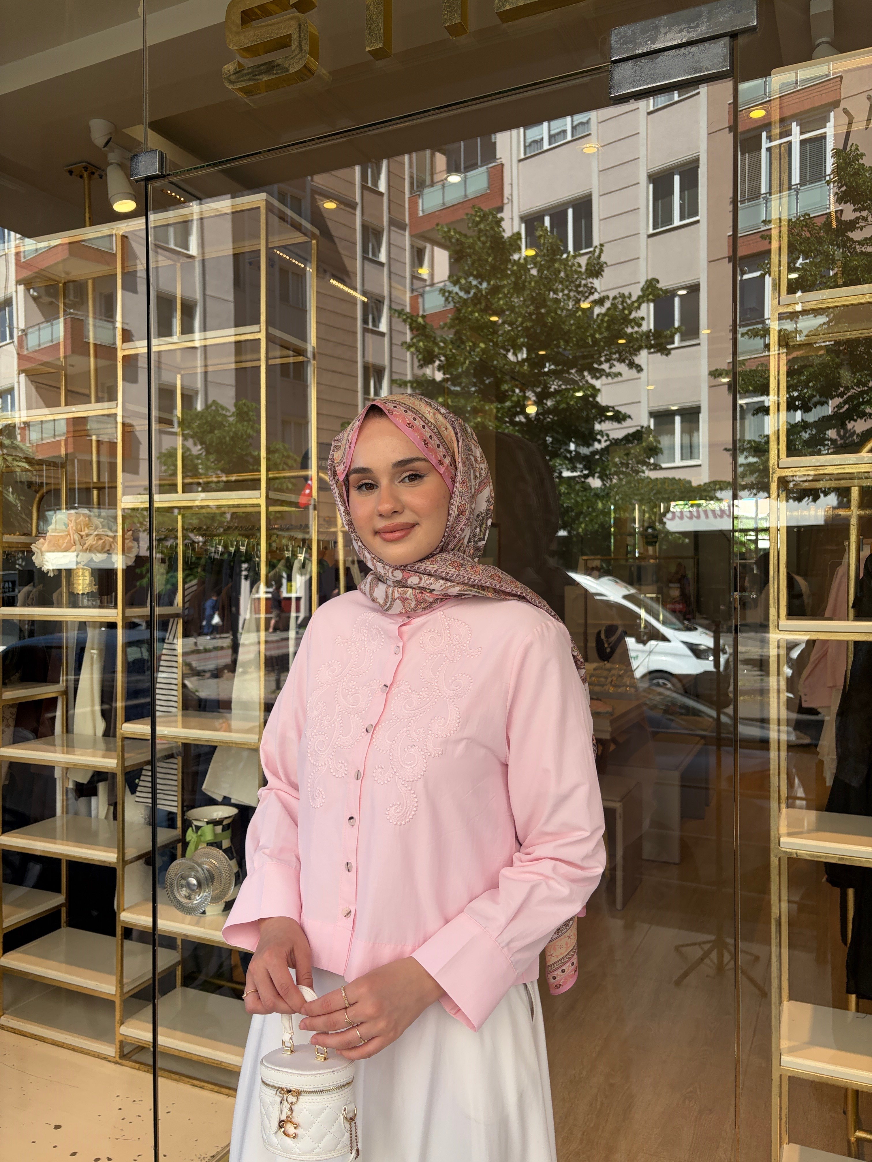 NAKIŞ DETAYLI GÖMLEK PEMBE