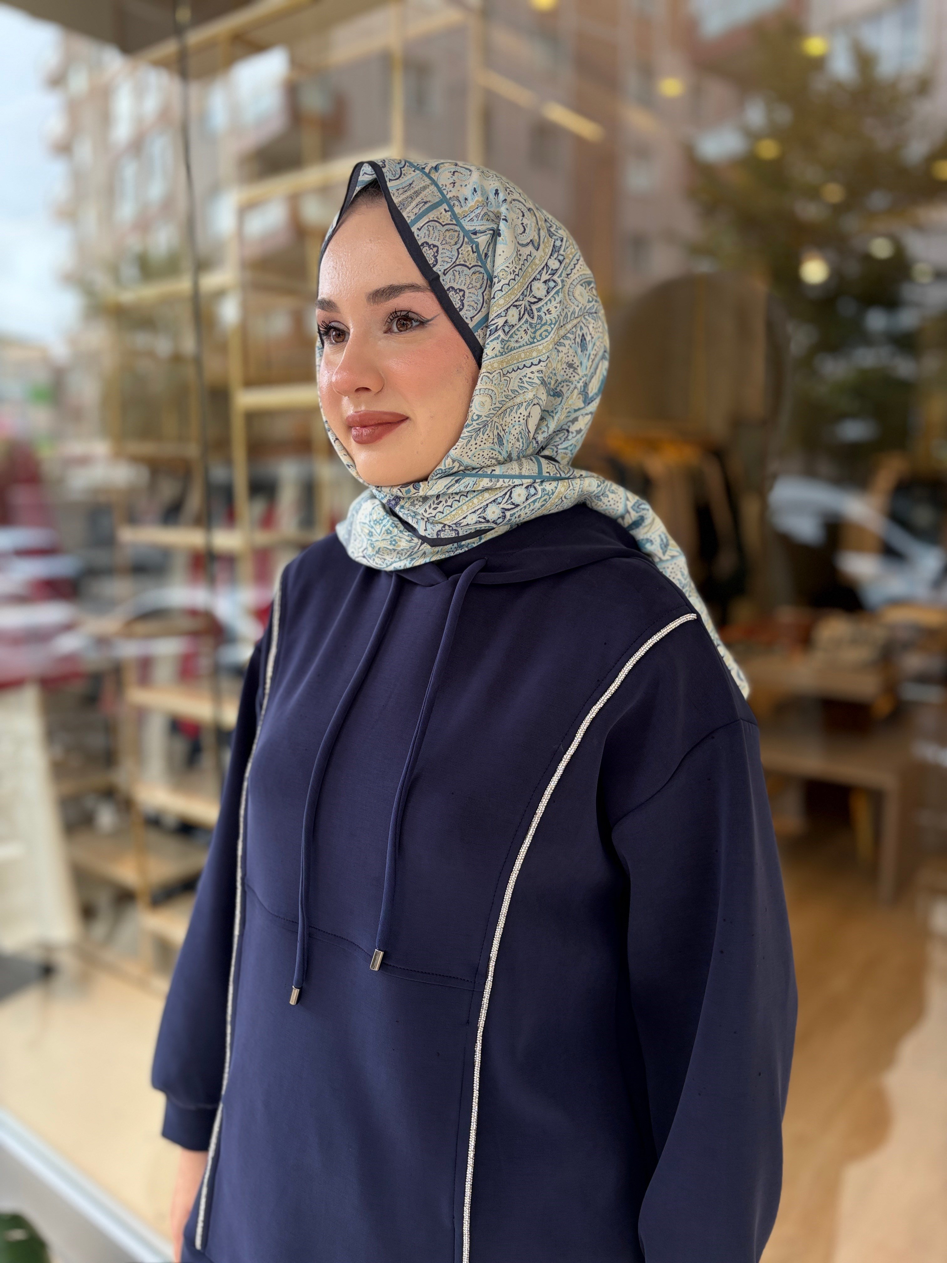 NUSS 1051 GÜMÜŞ ŞERİT DETAYLI TAKIM LACİVERT 