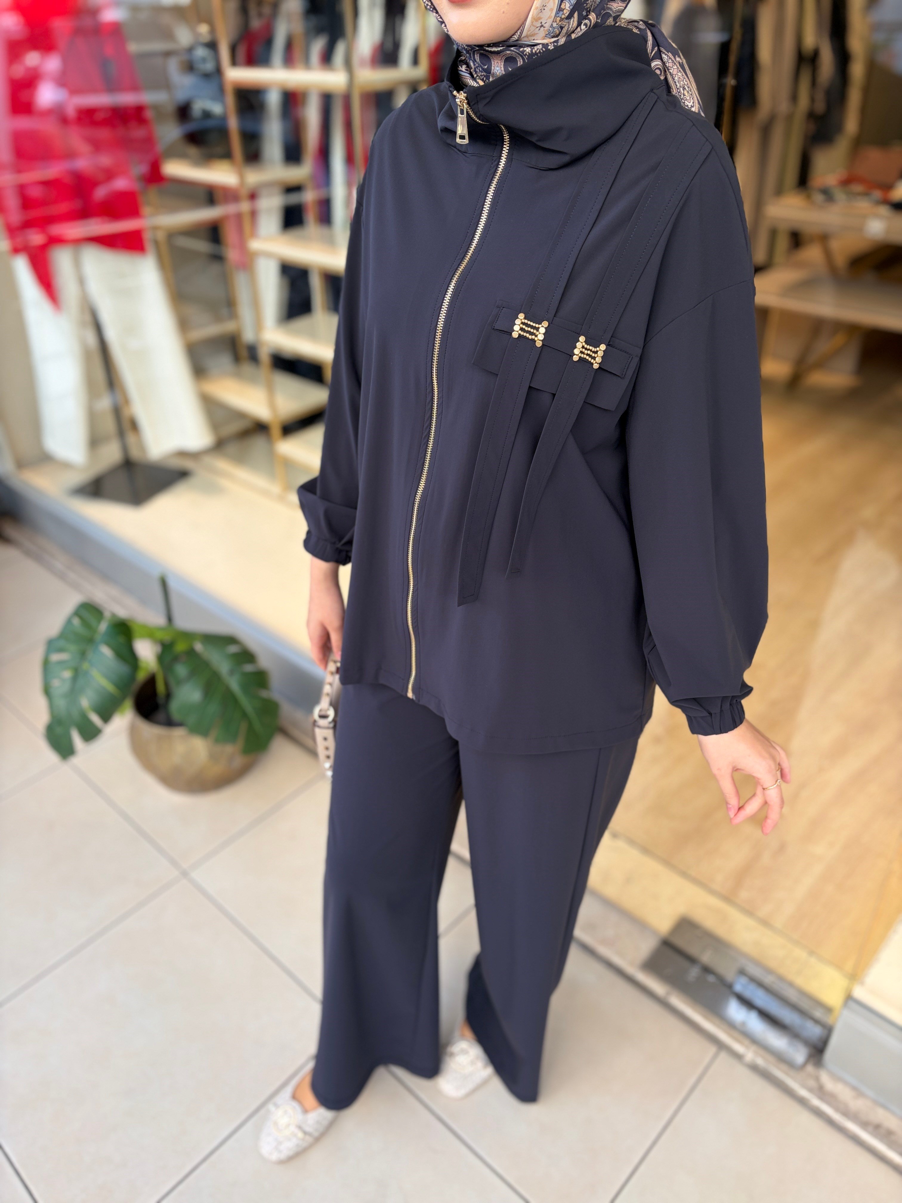 NUSS 1091 CEP ÜZERİ ŞERİT DETAYPANTOLONLU TAKIM LACİVERT 