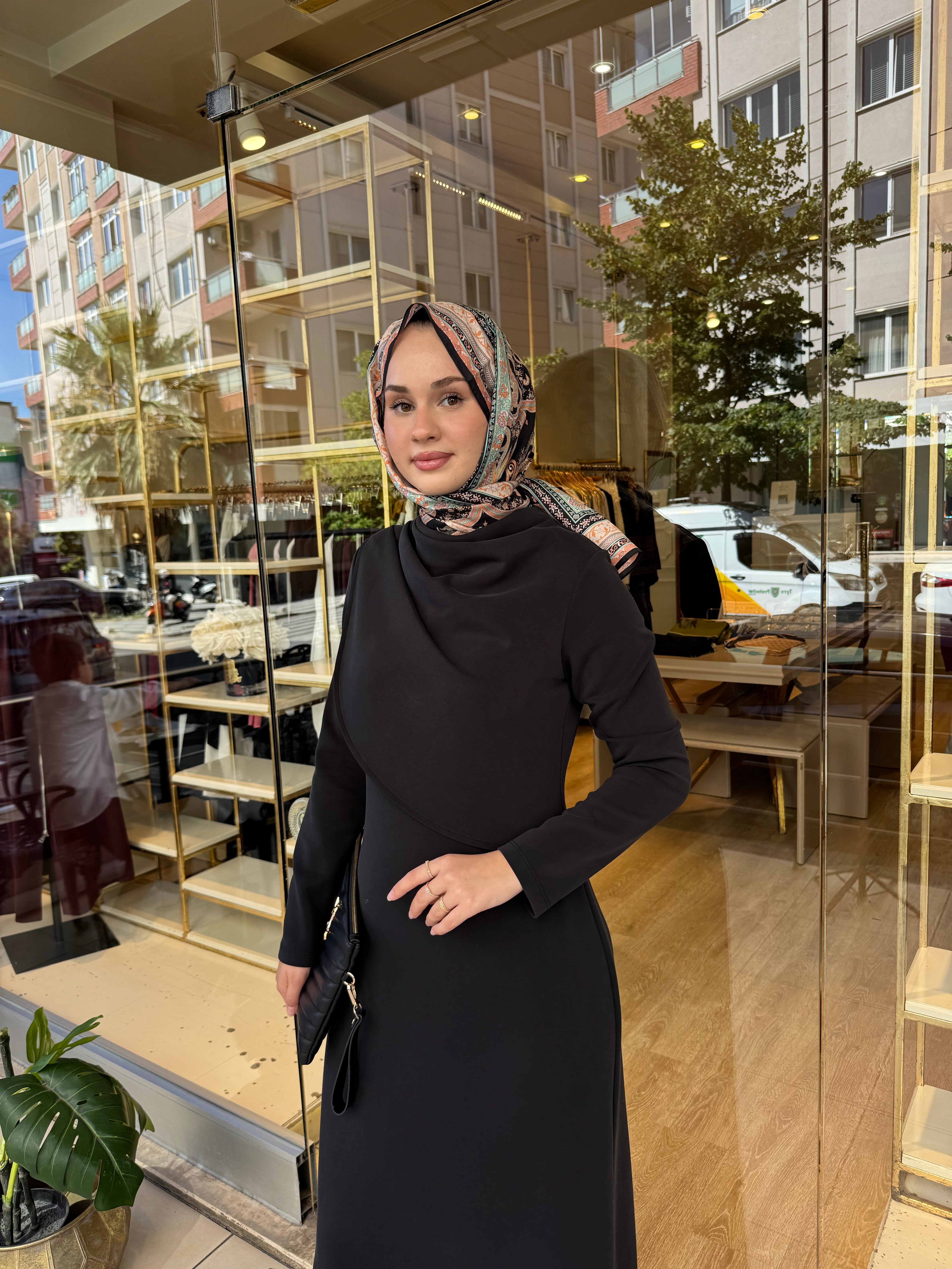 NUSS BAMBU ELBİSE SİYAH