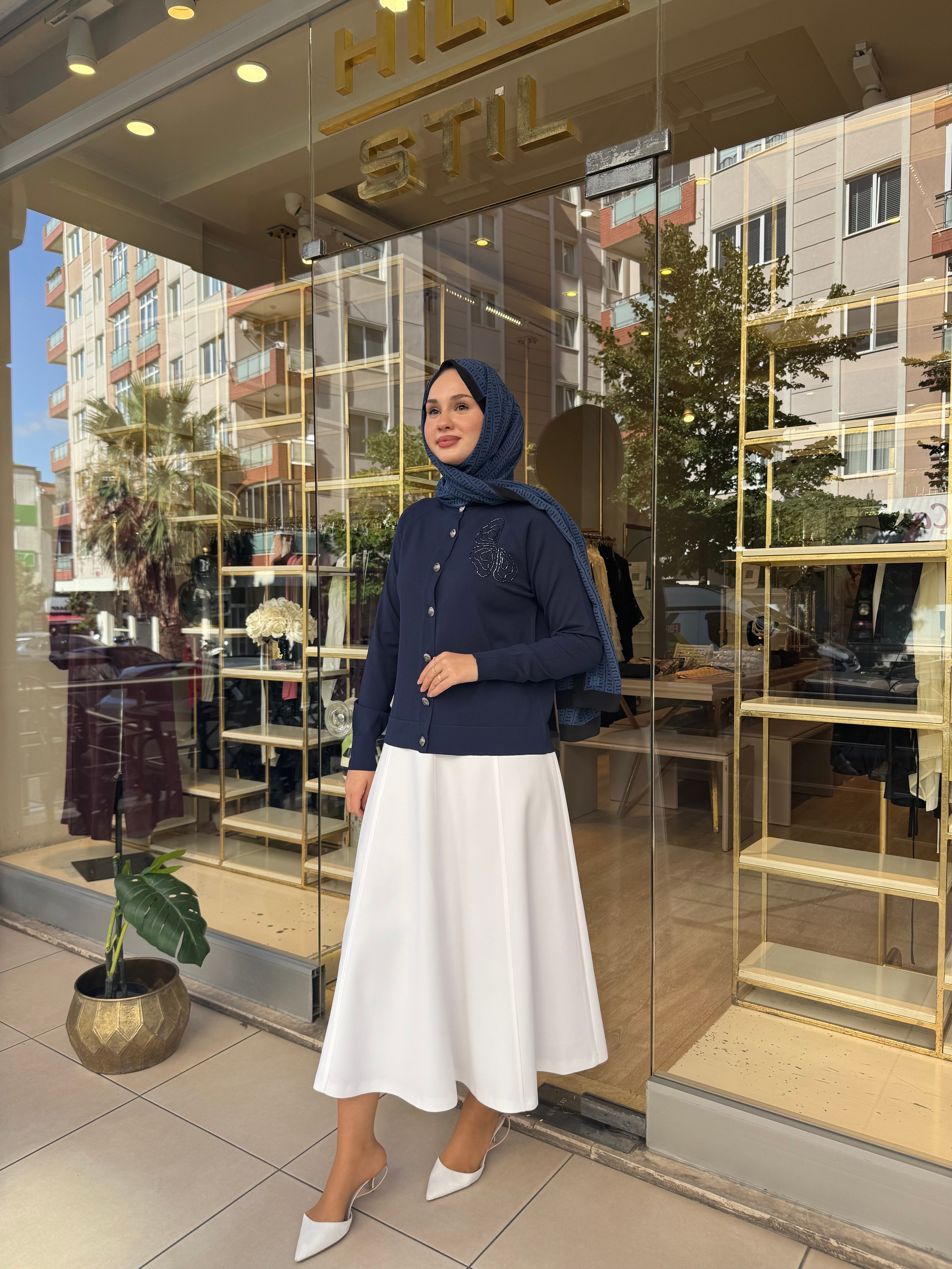 OMZU MOTİFLİ HIRKA LACİVERT