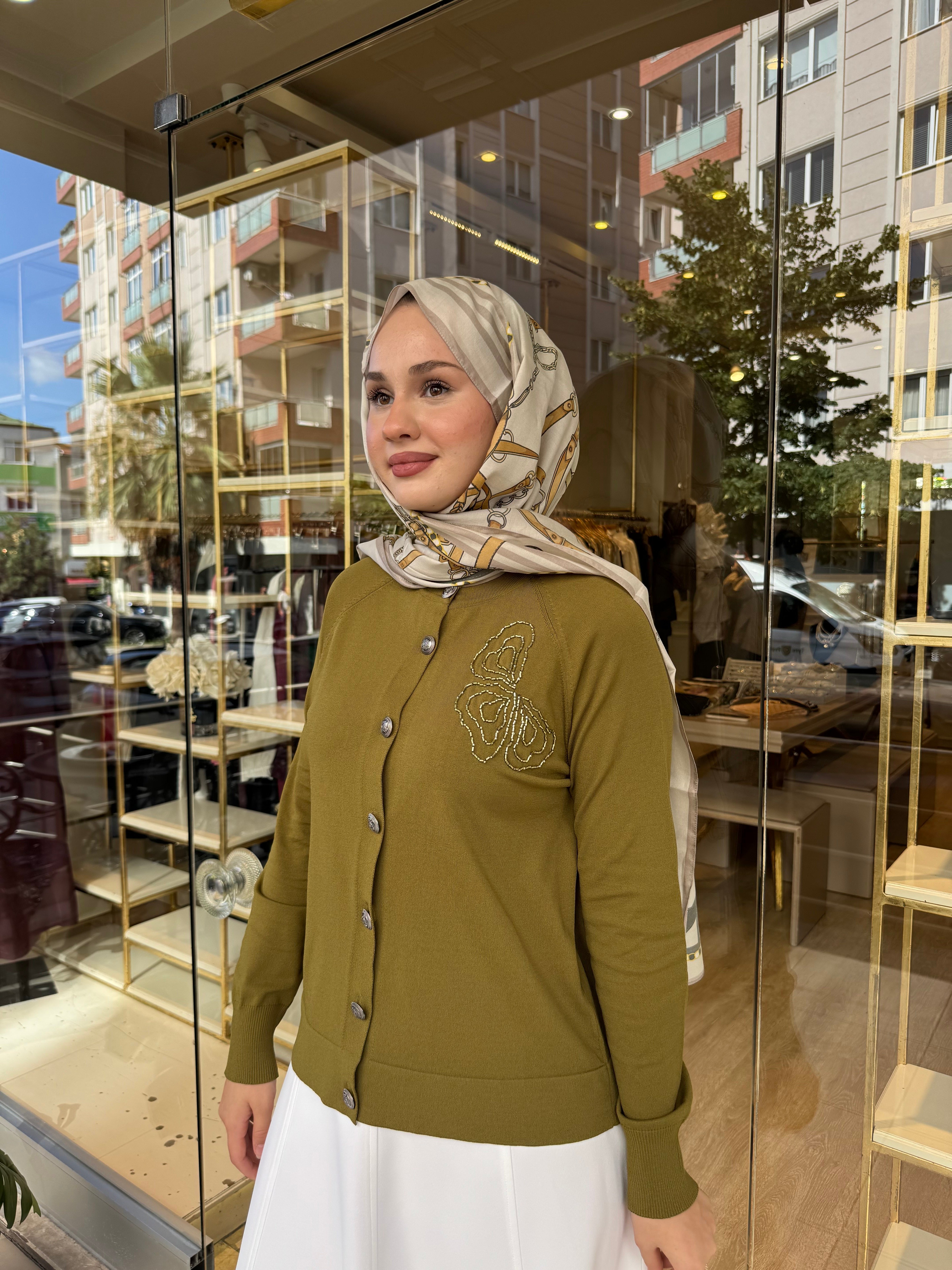 OMZU MOTİFLİ HIRKA YAĞ YEŞİLİ