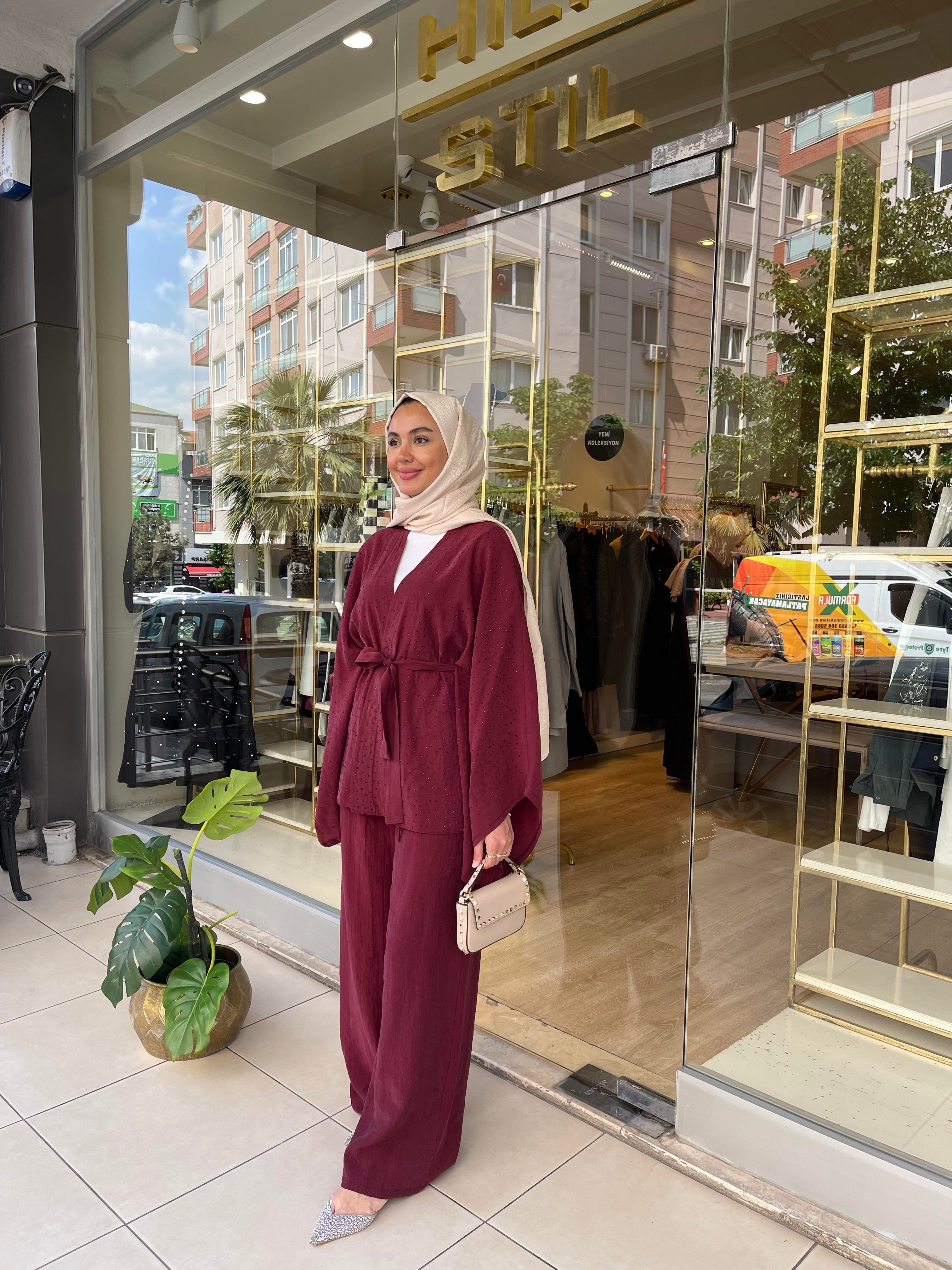 TAŞLI TAKIM BORDO