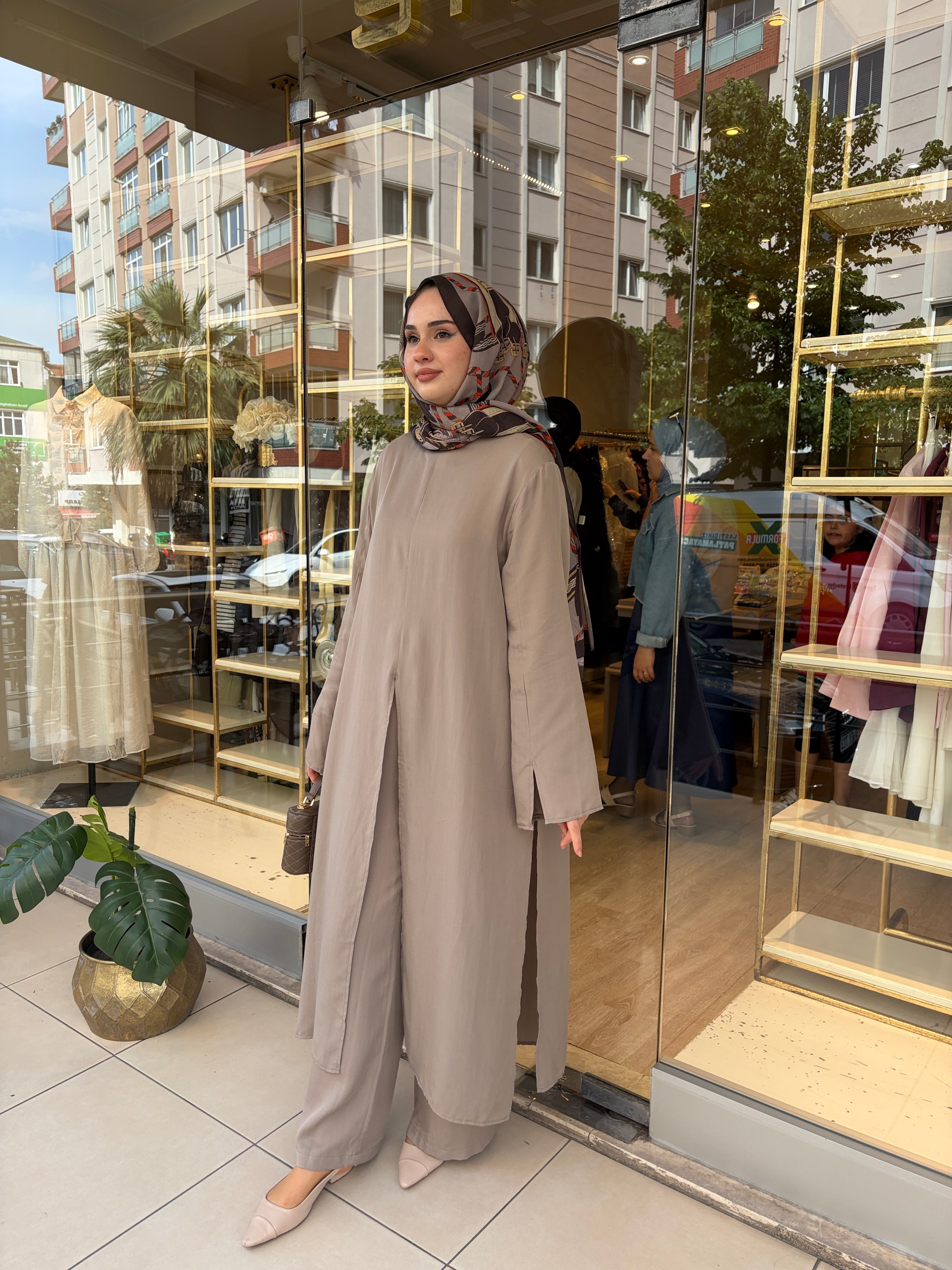 VERENİCO PANTOLONLU TAKIM VİZON