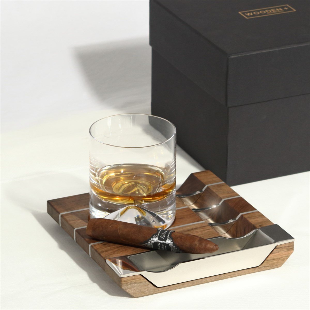 Royal Serisi, Smooth Modeli Viski ve Puro Setiwooden+PD.003