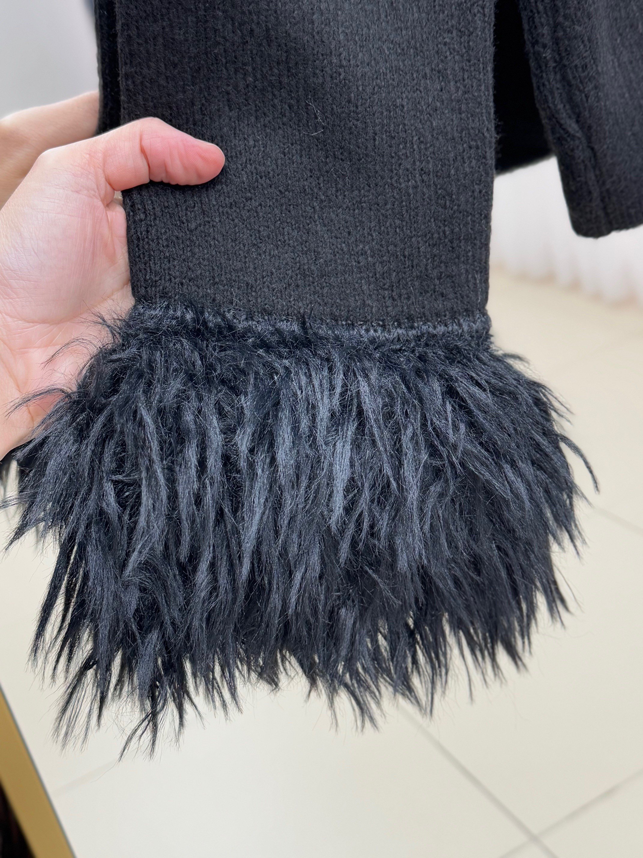 Aimee Kolu Saçaklı Hırka-SA07380 Siyah