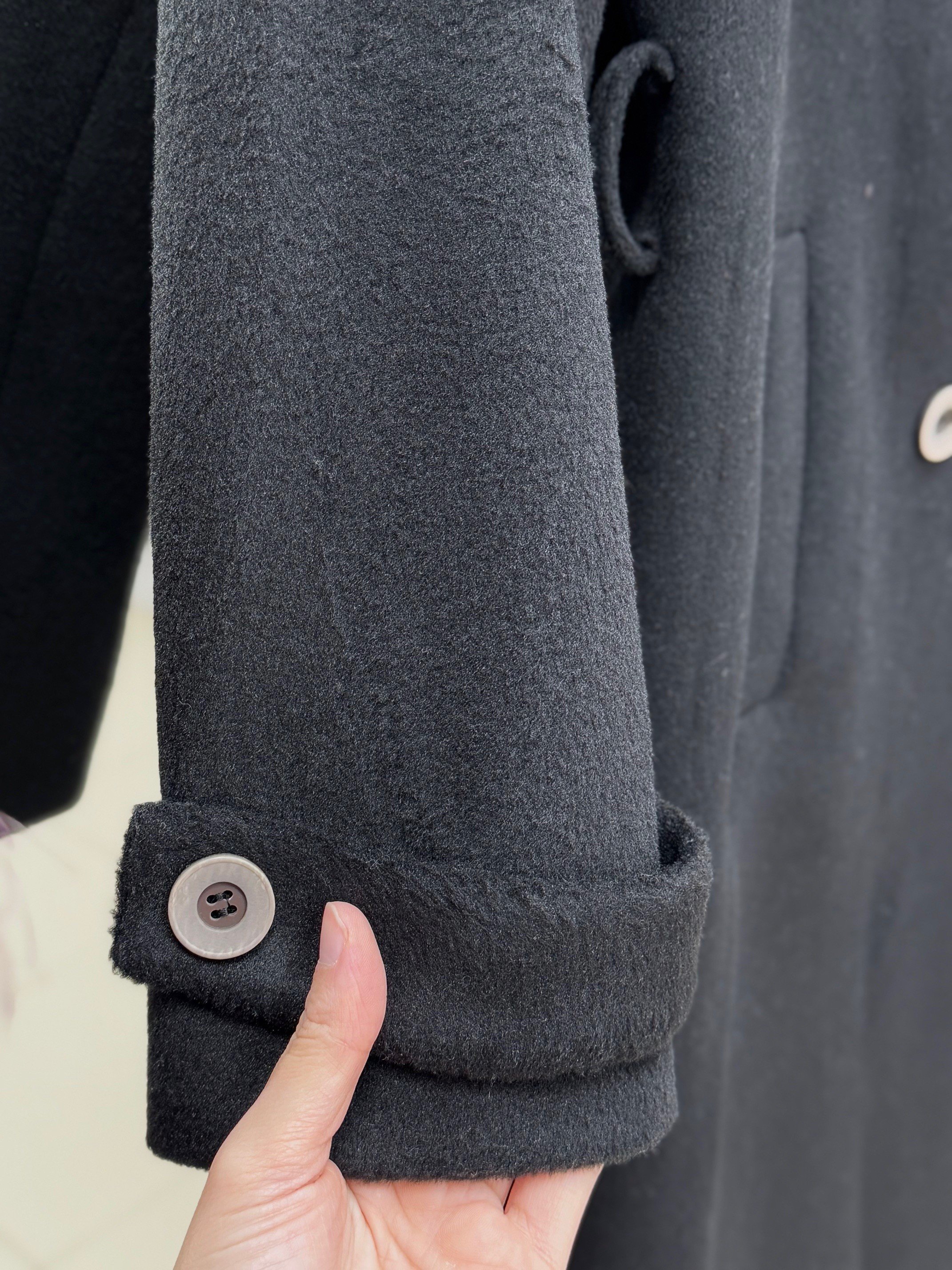 Aislin Çift Cepli Kapaklı Düğmeli Kaban-ÜN5012 Siyah