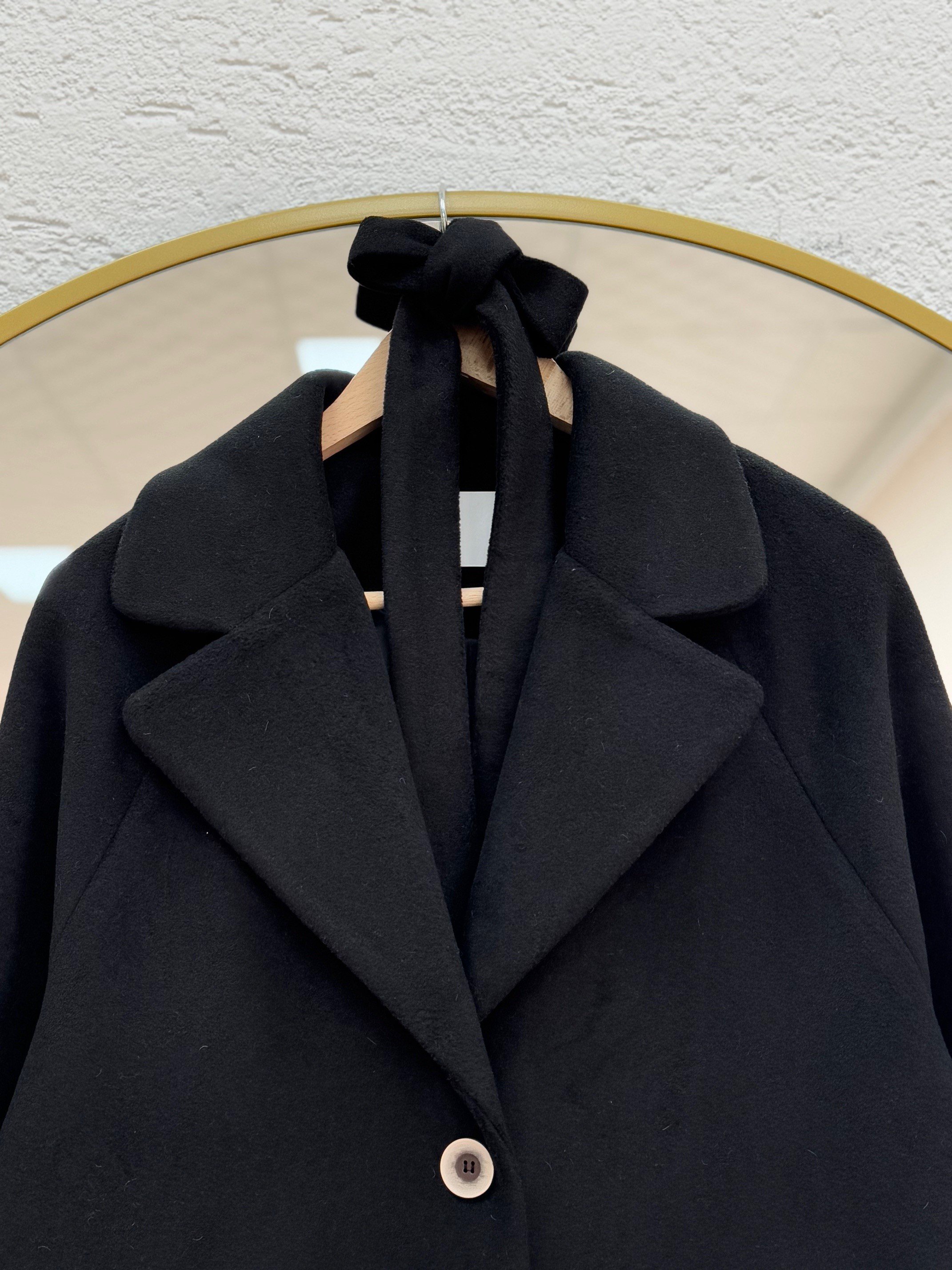 Alison Tek Düğmeli Kolu Kemer Detaylı Kaban-ÜN1055 Siyah