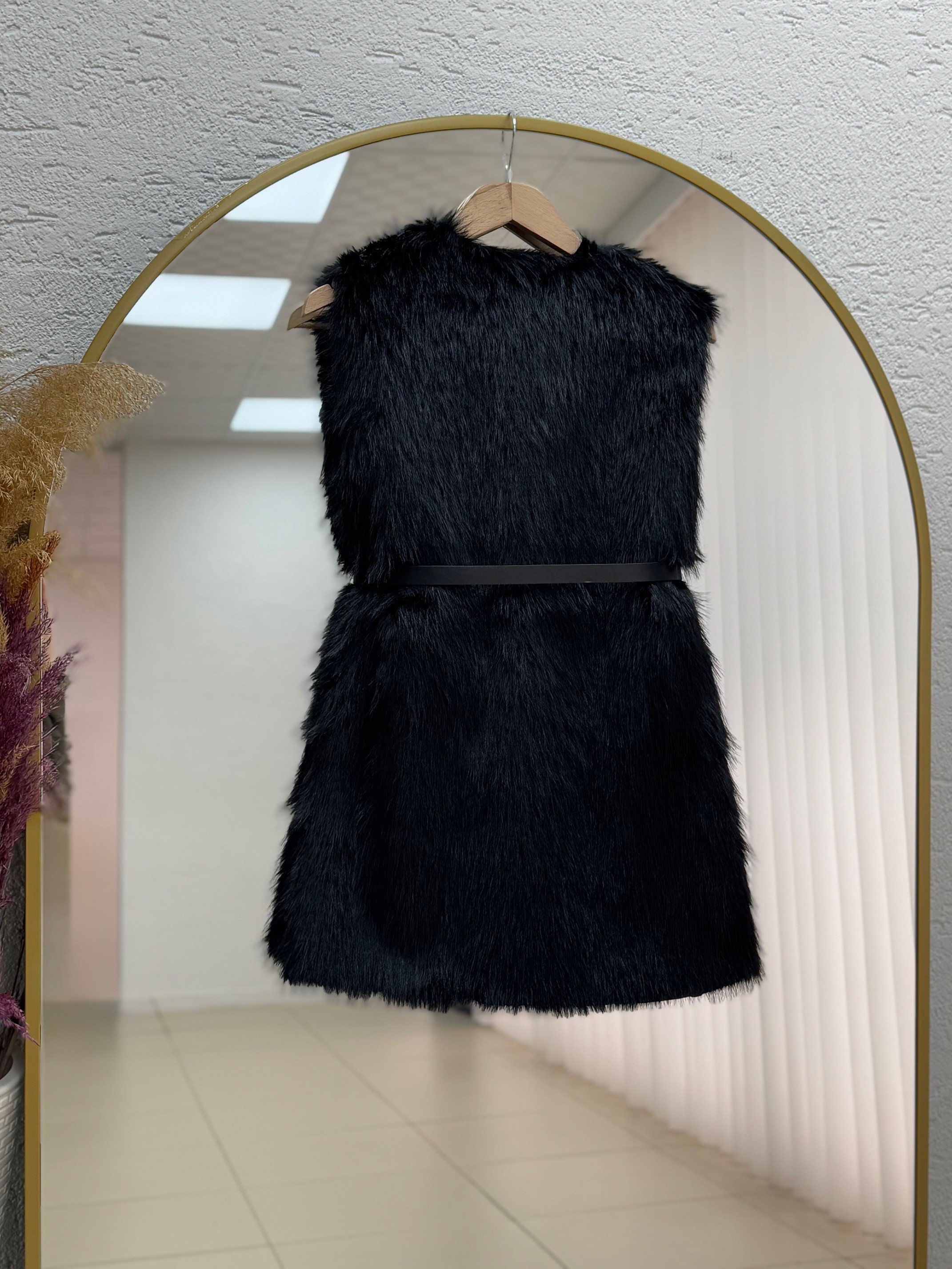 Almah Astarlı Tüylü Kemerli Yelek-EN2205 Siyah