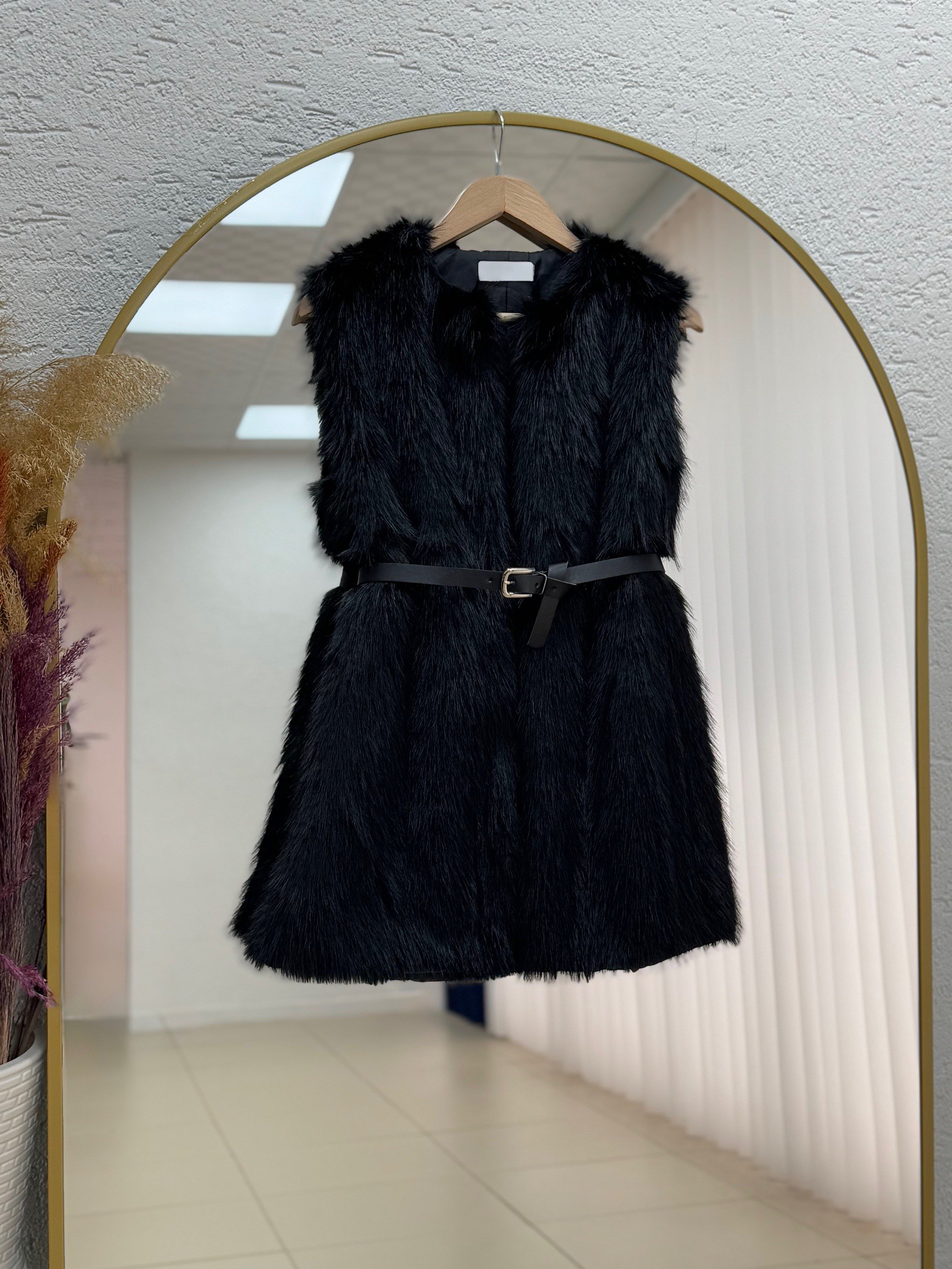 Almah Astarlı Tüylü Kemerli Yelek-EN2205 Siyah