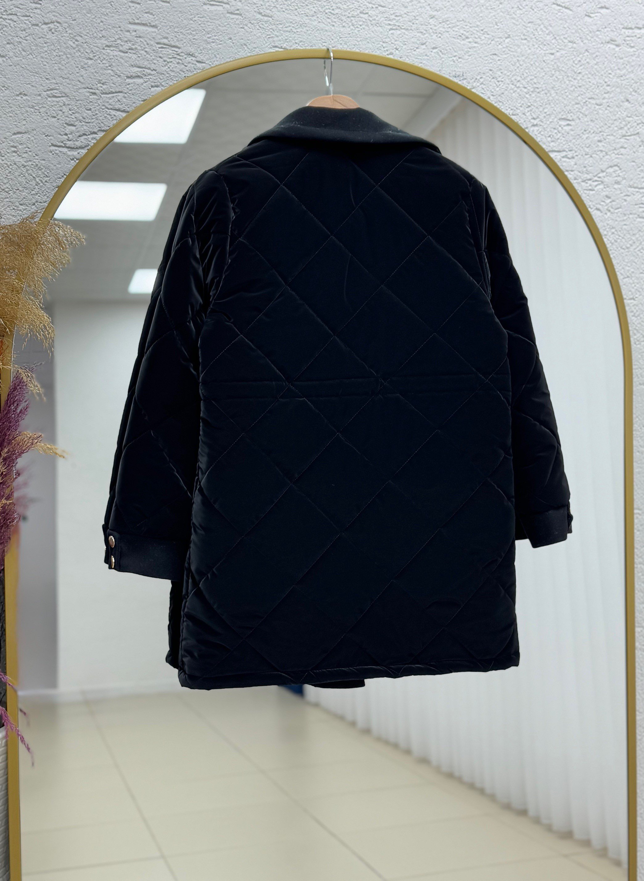 Alva Düğmeleri Çıtçıtlı Beli Sıkmalı Kapitone Kısa Mont-EN2108 Siyah