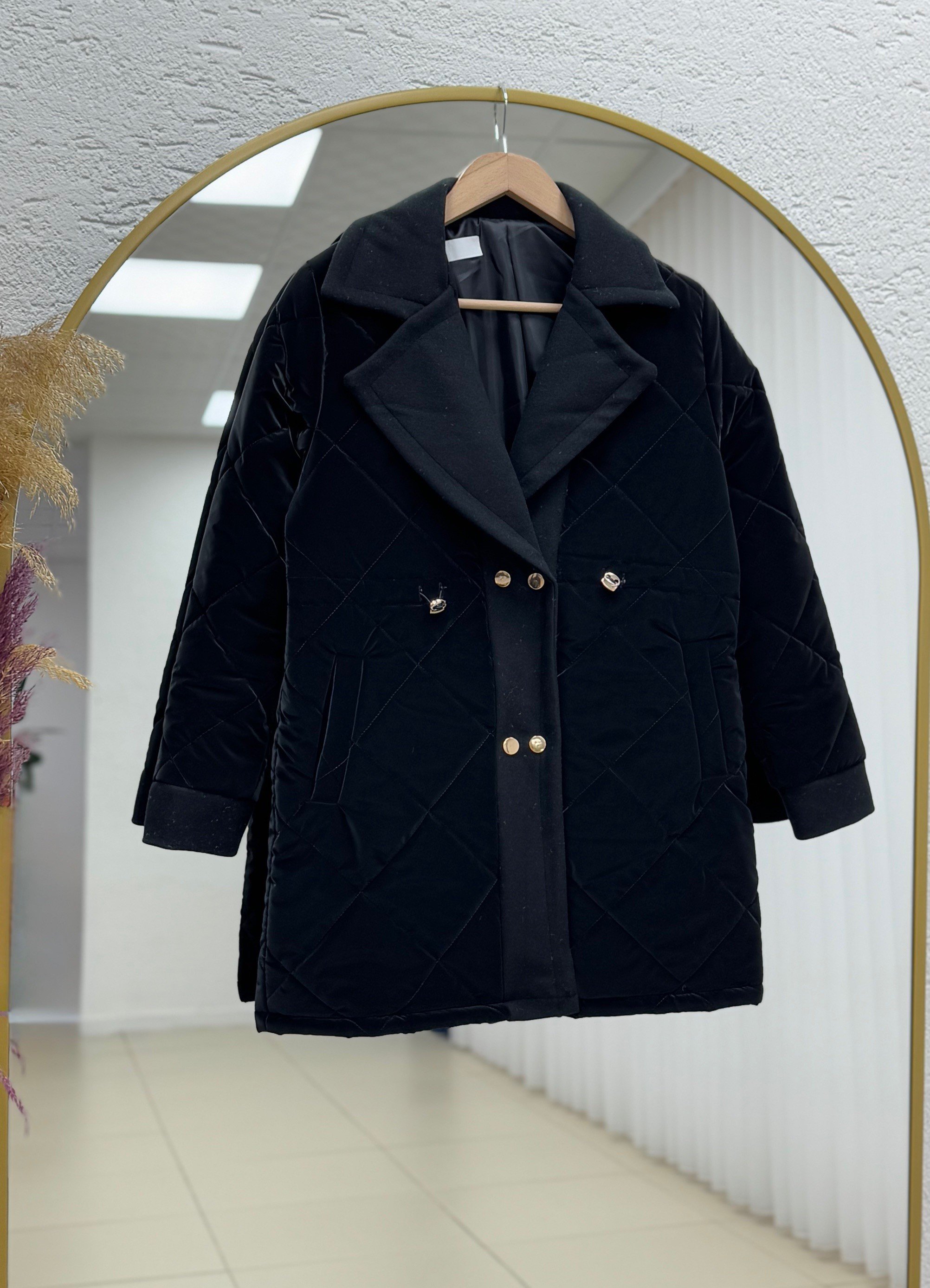 Alva Düğmeleri Çıtçıtlı Beli Sıkmalı Kapitone Kısa Mont-EN2108 Siyah