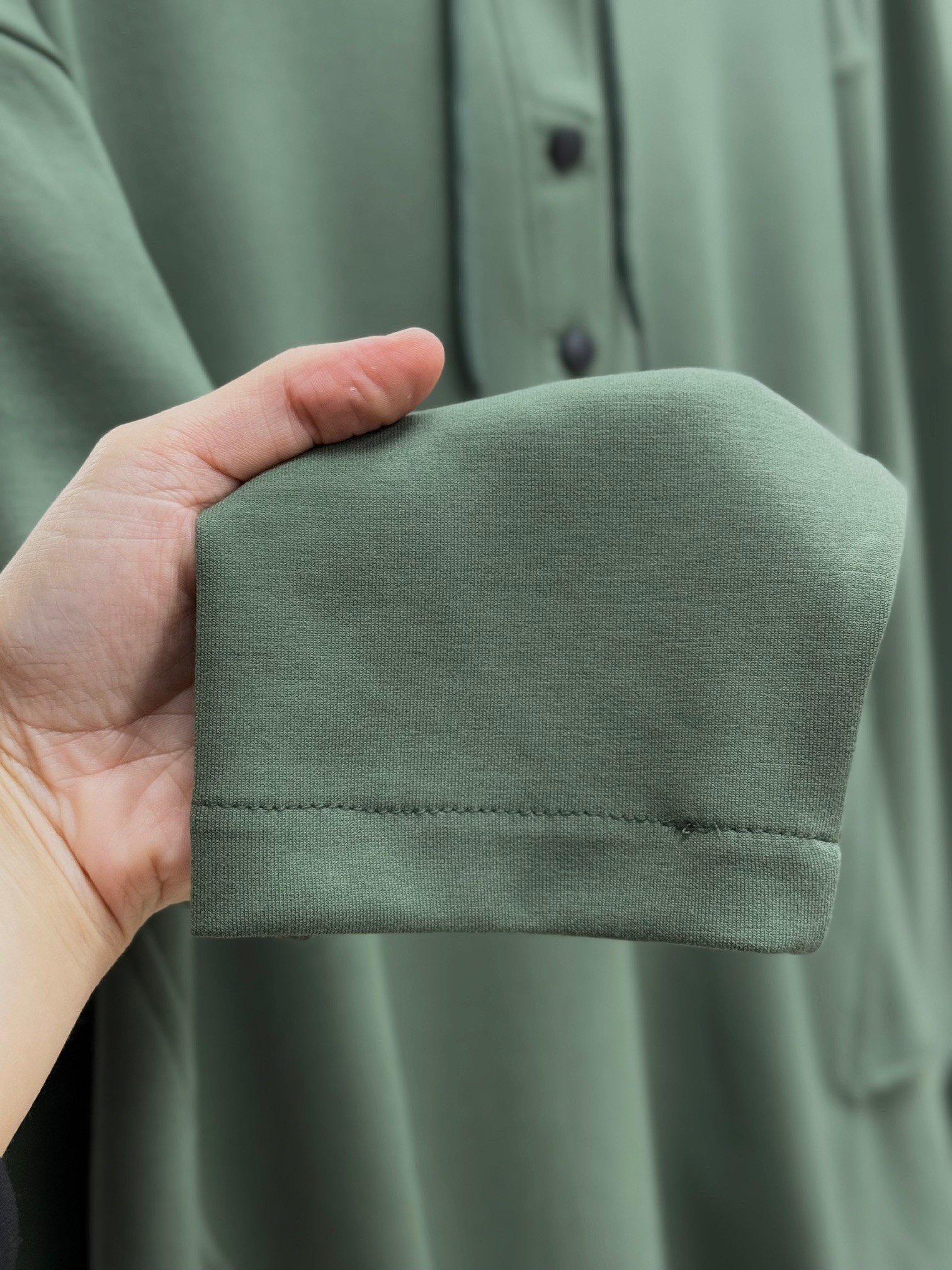 Bemista Kapşonlu Çıtçıtlı  Yanı Yırtmaçlı Pantolonlu Takım-MA8329 Haki