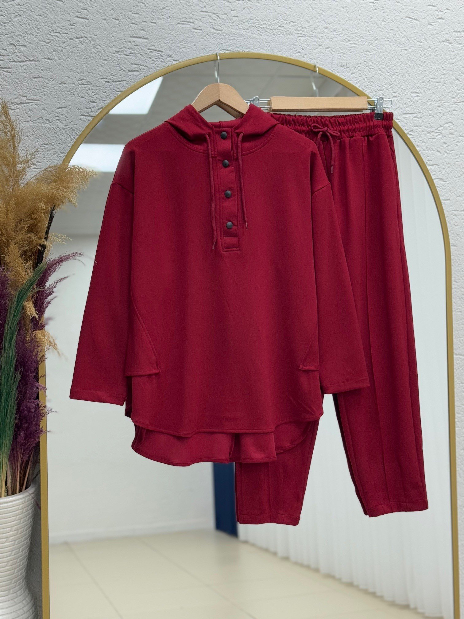 Bemista Kapşonlu Çıtçıtlı  Yanı Yırtmaçlı Pantolonlu Takım-MA8329 Bordo