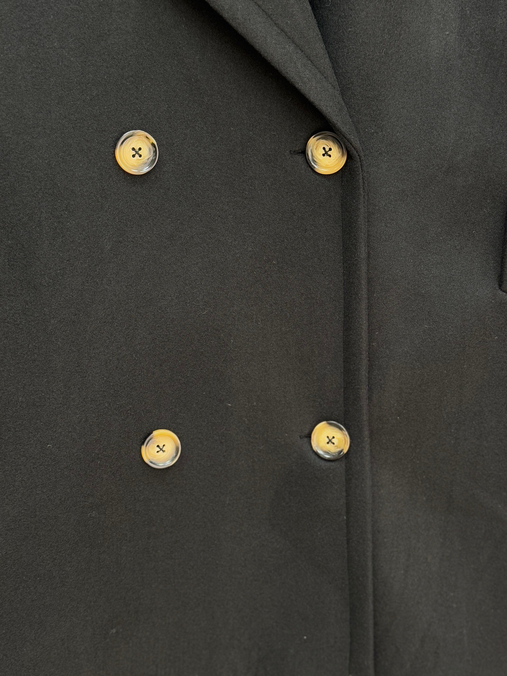 Camasya Kol Ucu Düğmeli Çift Cepli Kaşe Kaban-HE2901 Siyah