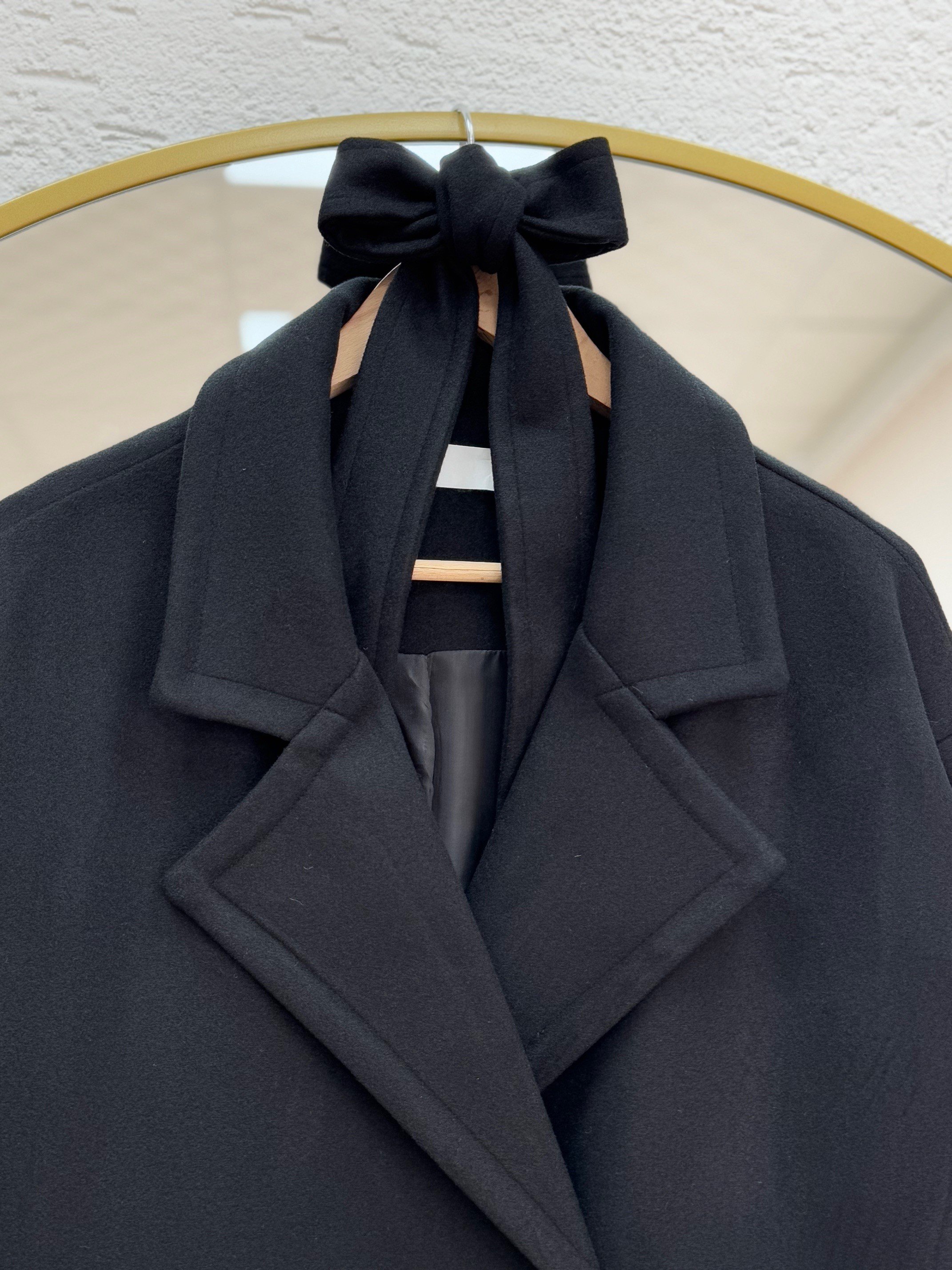 Camasya Kol Ucu Düğmeli Çift Cepli Kaşe Kaban-HE2901 Siyah