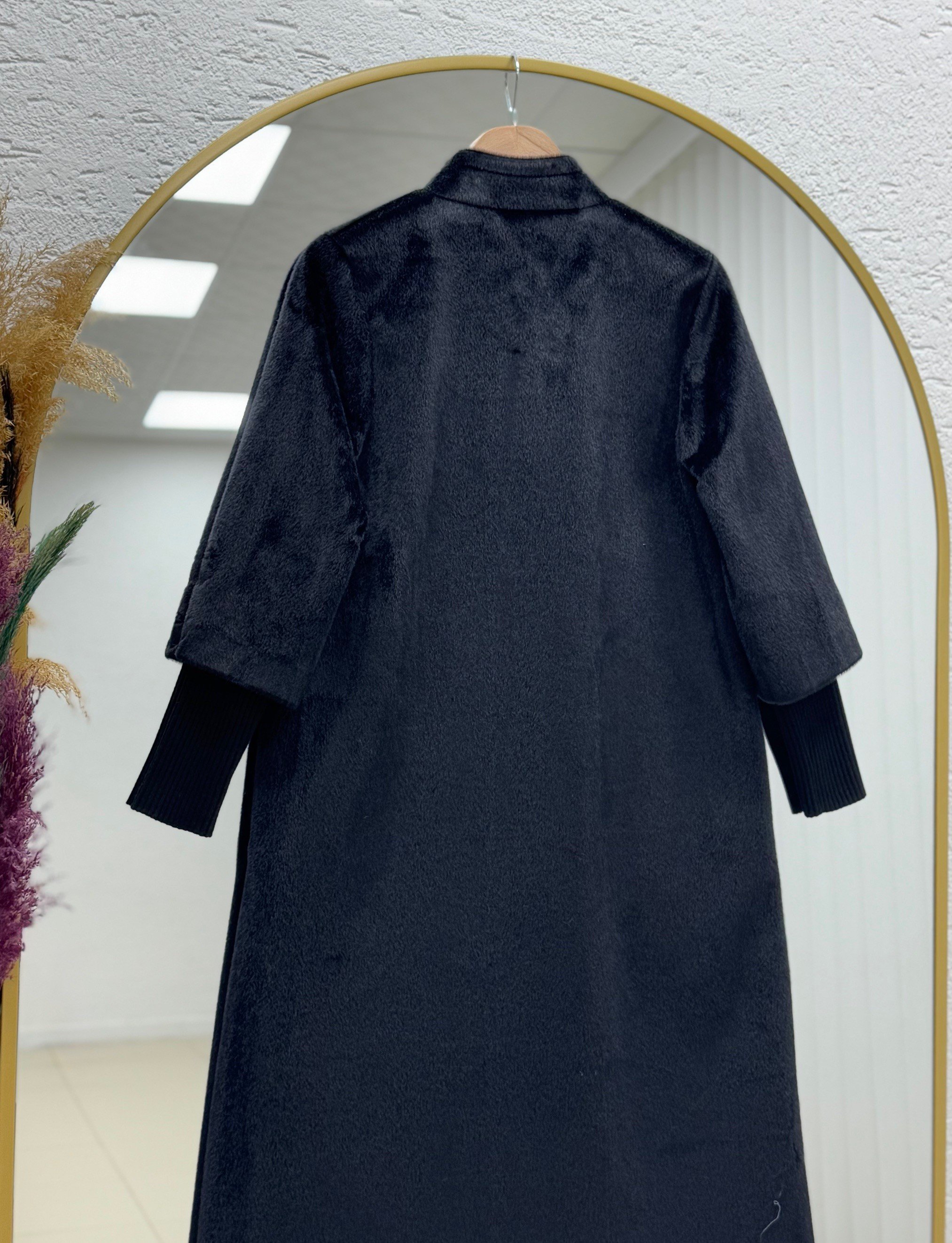 Cameva Kolları Büyük Düğmeli ve Lastikli Çift Cepli Uzun Kaban-BR7958 Siyah