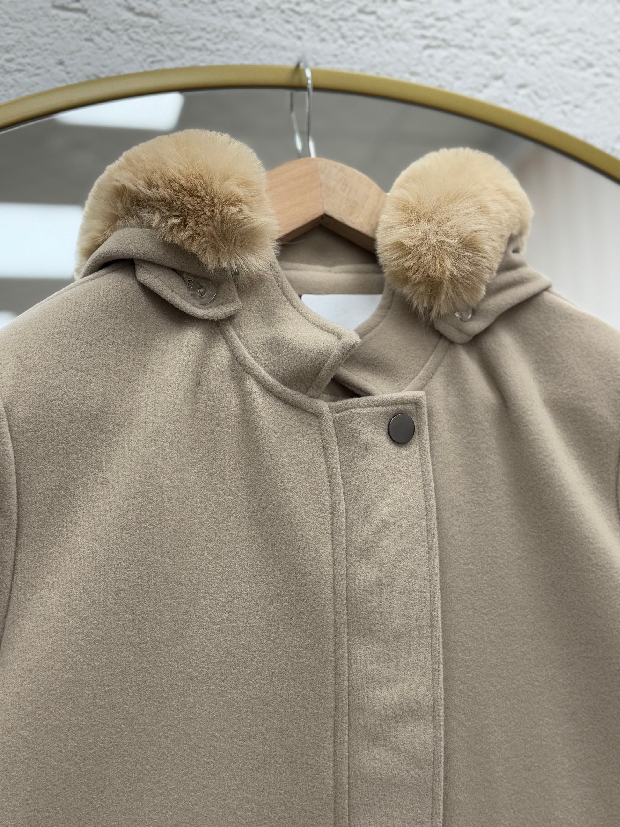 Camina Beli Tünelli Kapşonu Kürklü Ara Boy Kaban-ZŞ4713 Taş