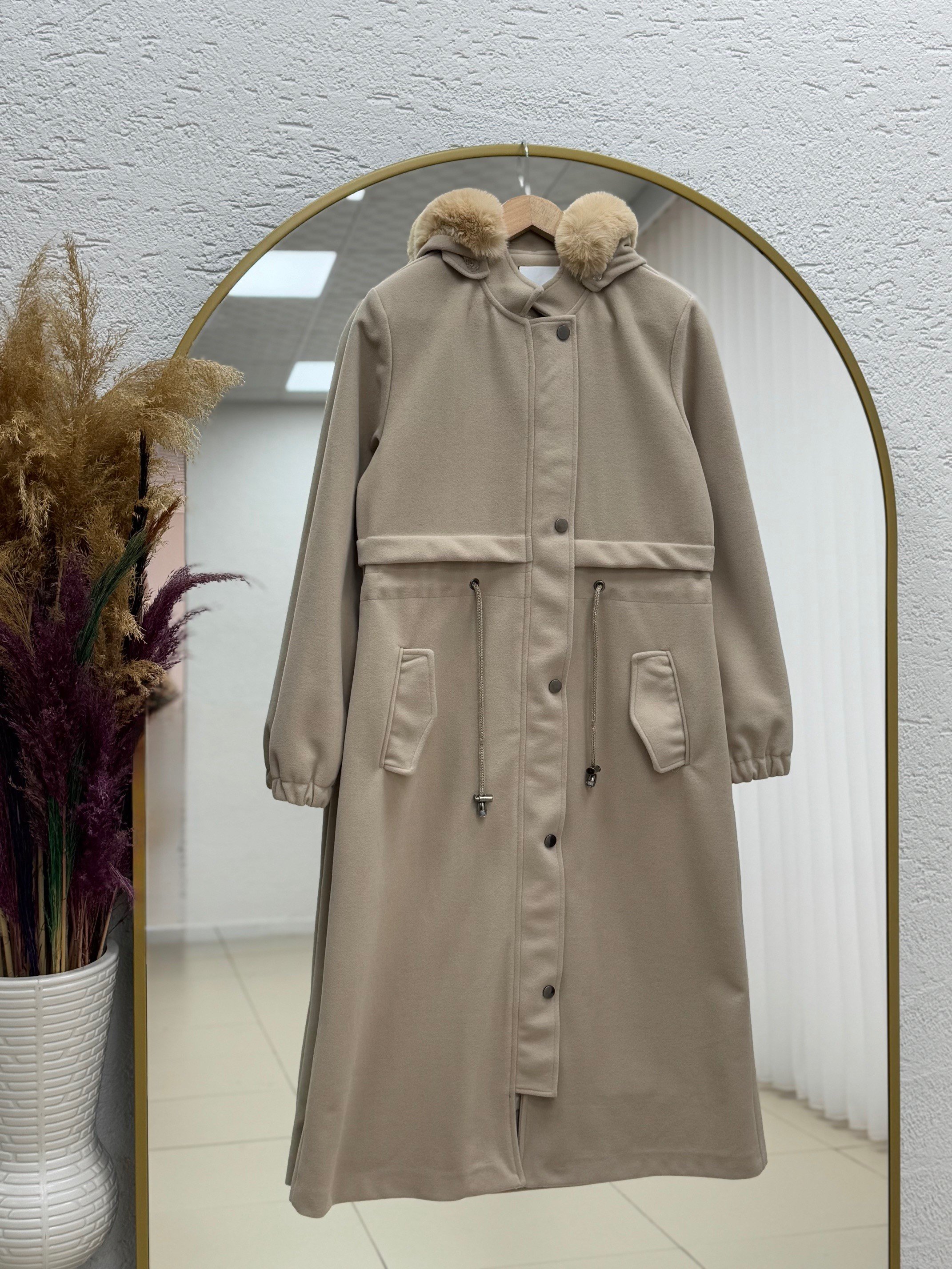 Camina Beli Tünelli Kapşonu Kürklü Ara Boy Kaban-ZŞ4713 Taş