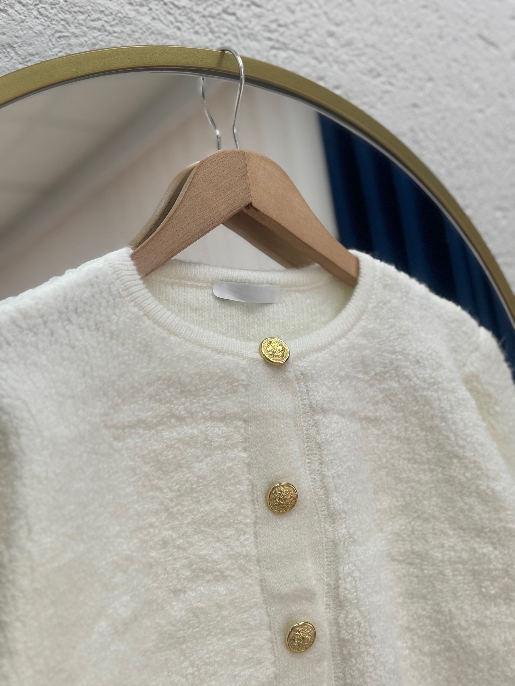Camuna Gold Düğmeli Mini Peluş Hırka-Zİ5558 Beyaz
