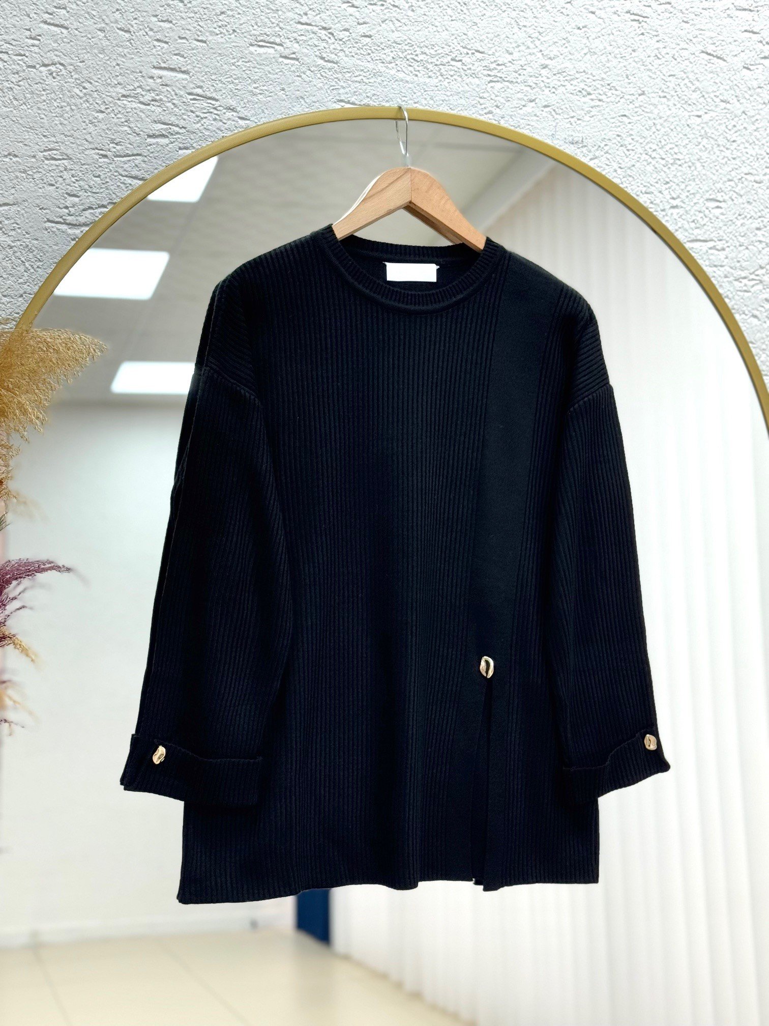 Celuna Kol Ucu Ve Önü Düğmeli Yırtmaçlı Triko Tunik-KR5005 Siyah