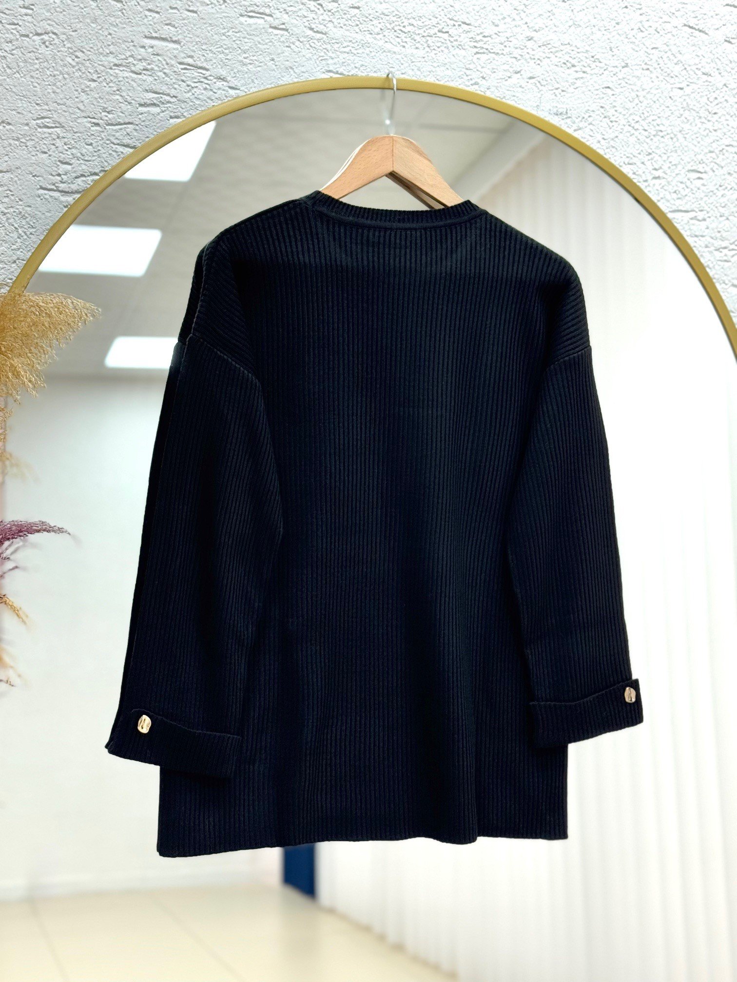 Celuna Kol Ucu Ve Önü Düğmeli Yırtmaçlı Triko Tunik-KR5005 Siyah