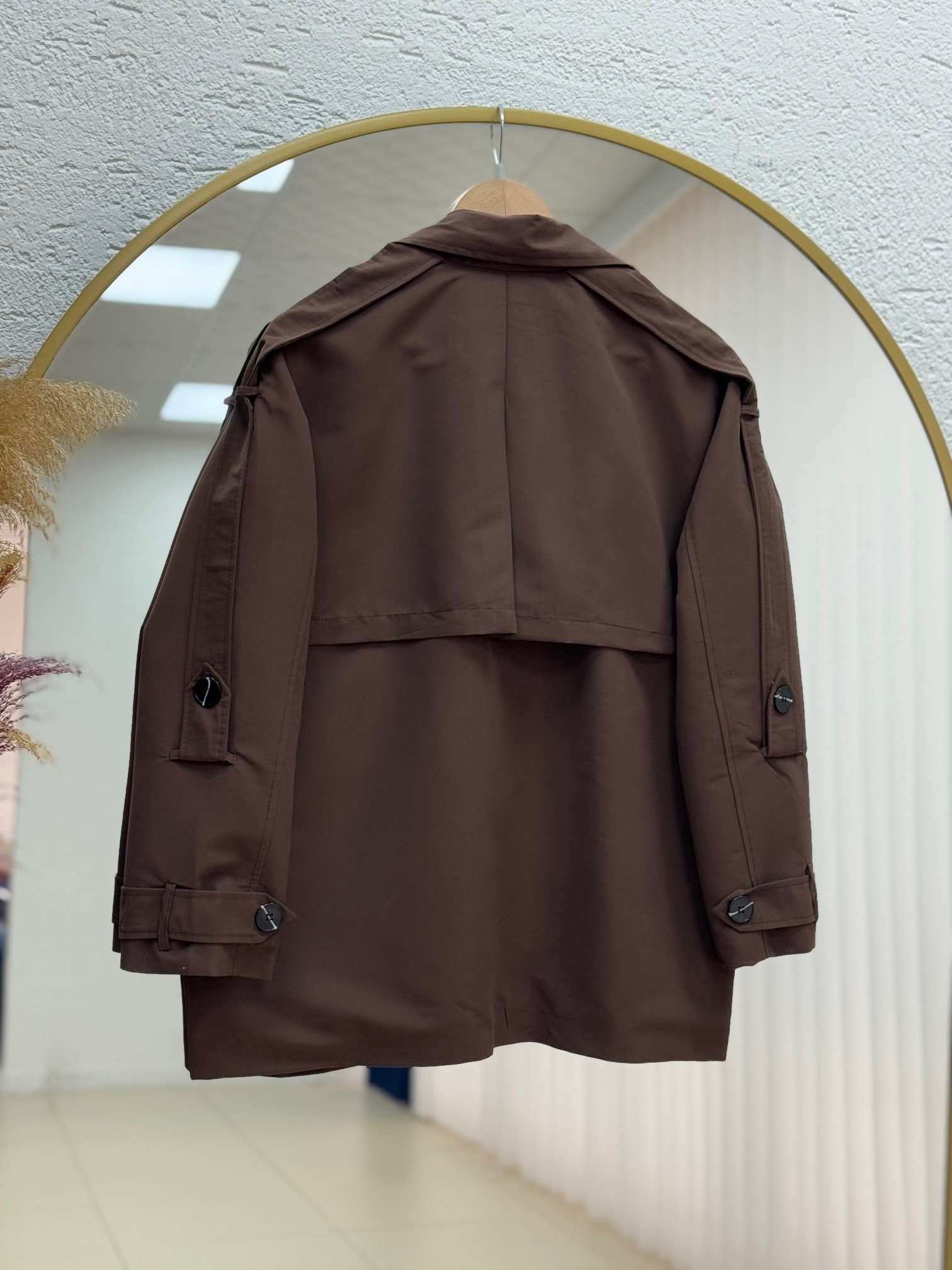 Daria Kol Ucu Kemerli Kapaklı Astarlı Kısa Trenç-KN5522 Kahve