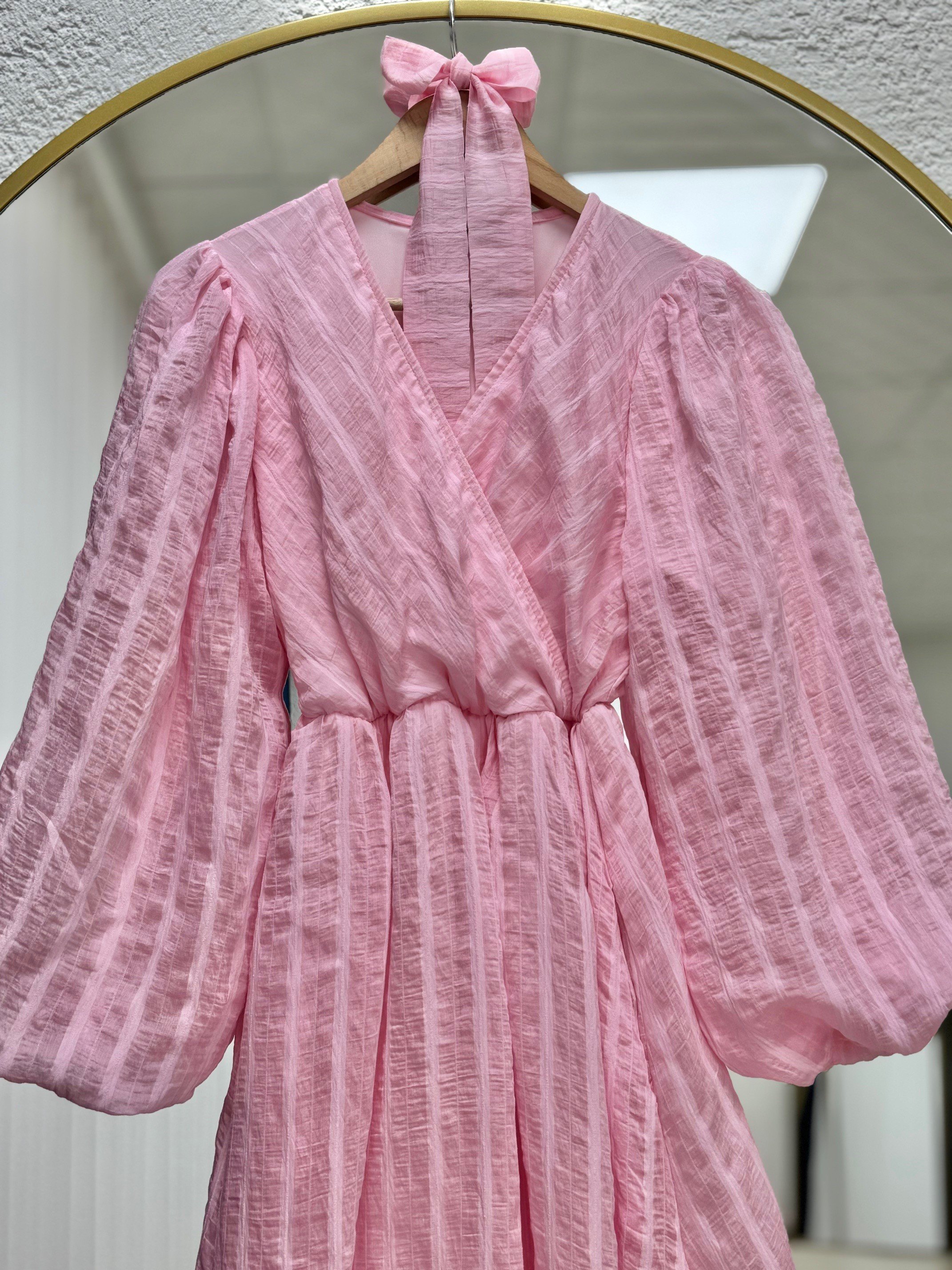 Karista Çapraz Biyeli Kuşaklı Tül Elbise-EK565.3 Pembe