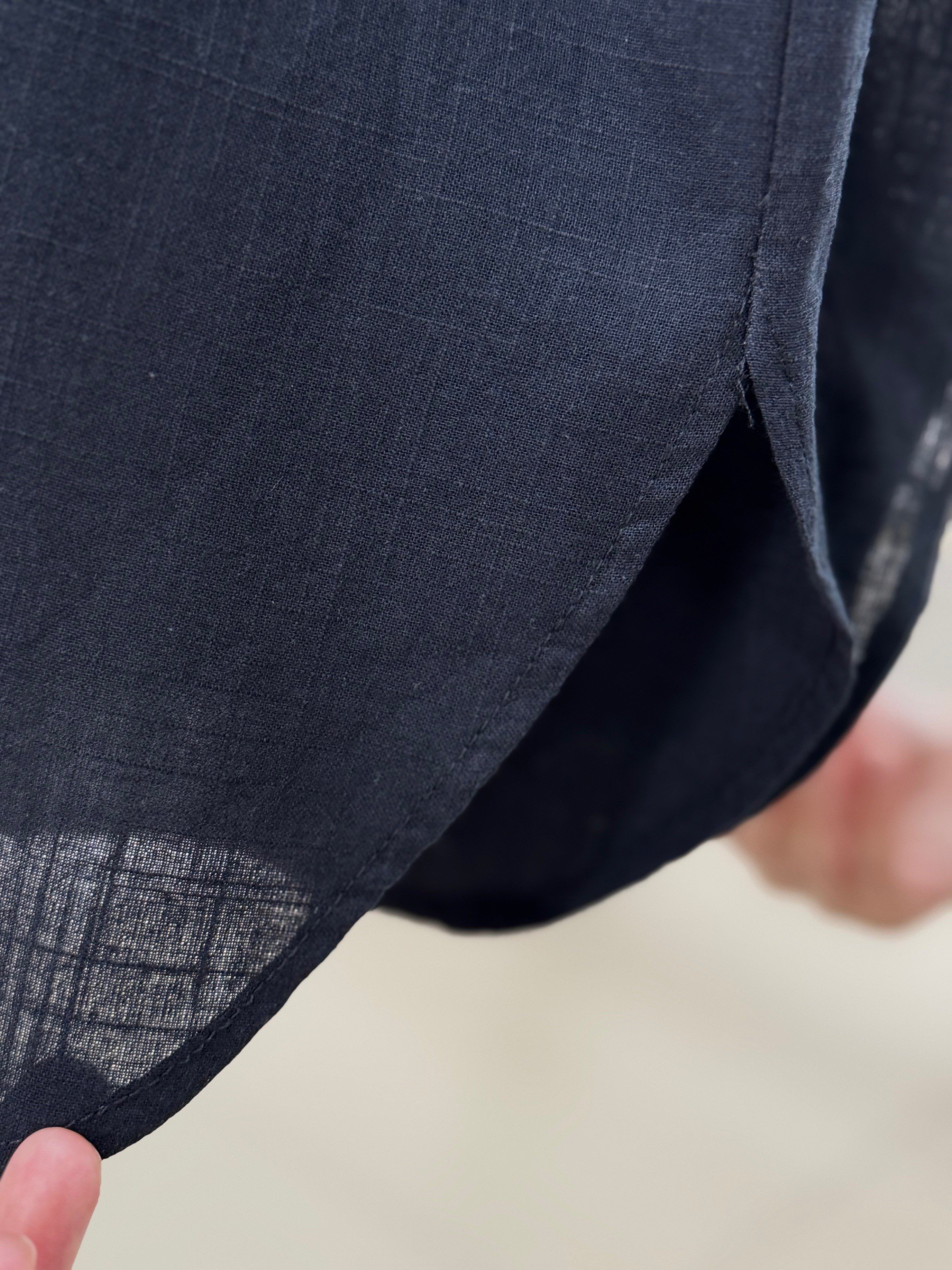 Karmora Bilek Büzgülü Yanları Yırtmaçlı Keten Tunik-EK141.12 Siyah