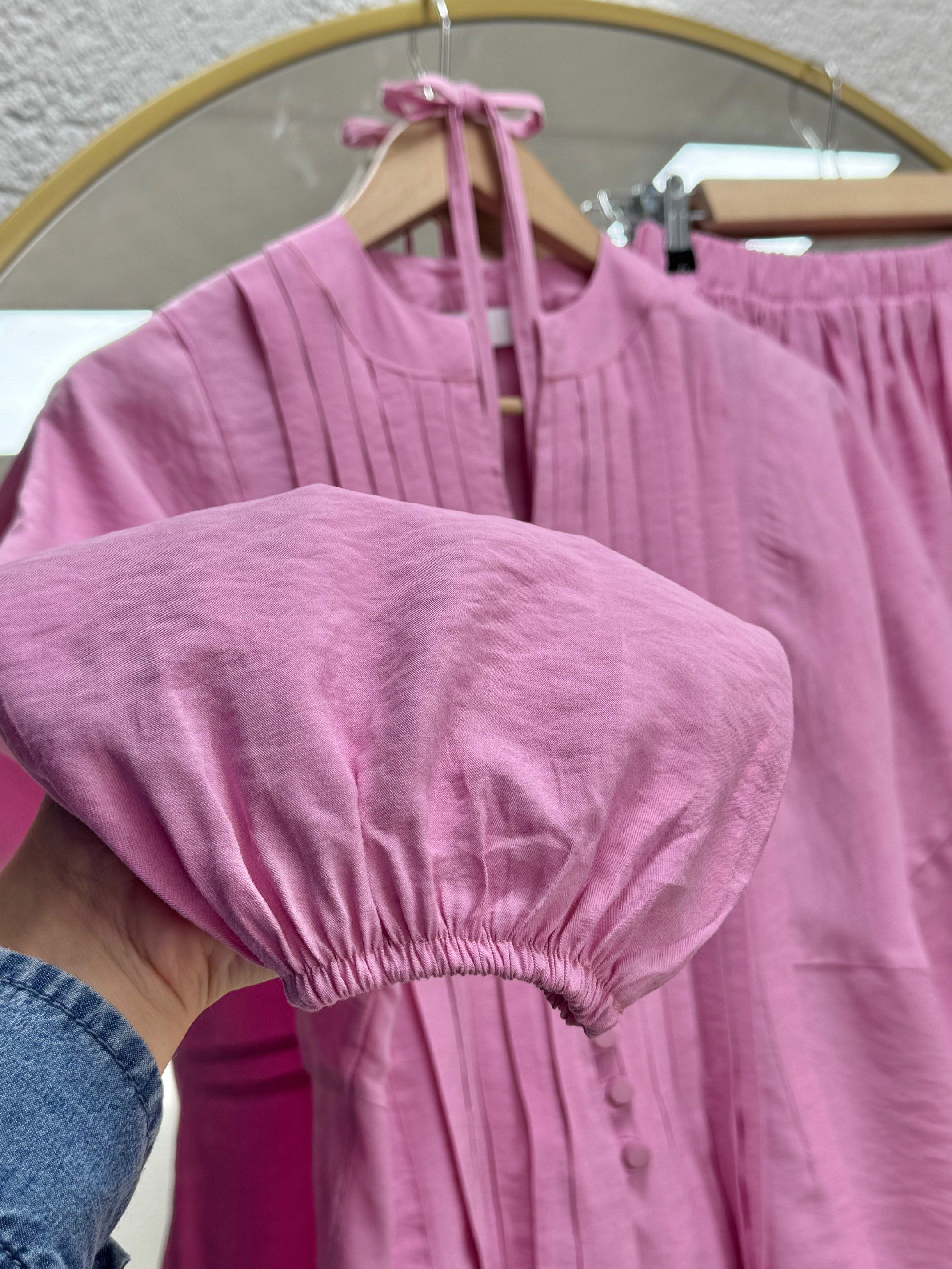 Karola Önü Nervürlü Biyeli Etekli Takım-EK633 Pembe