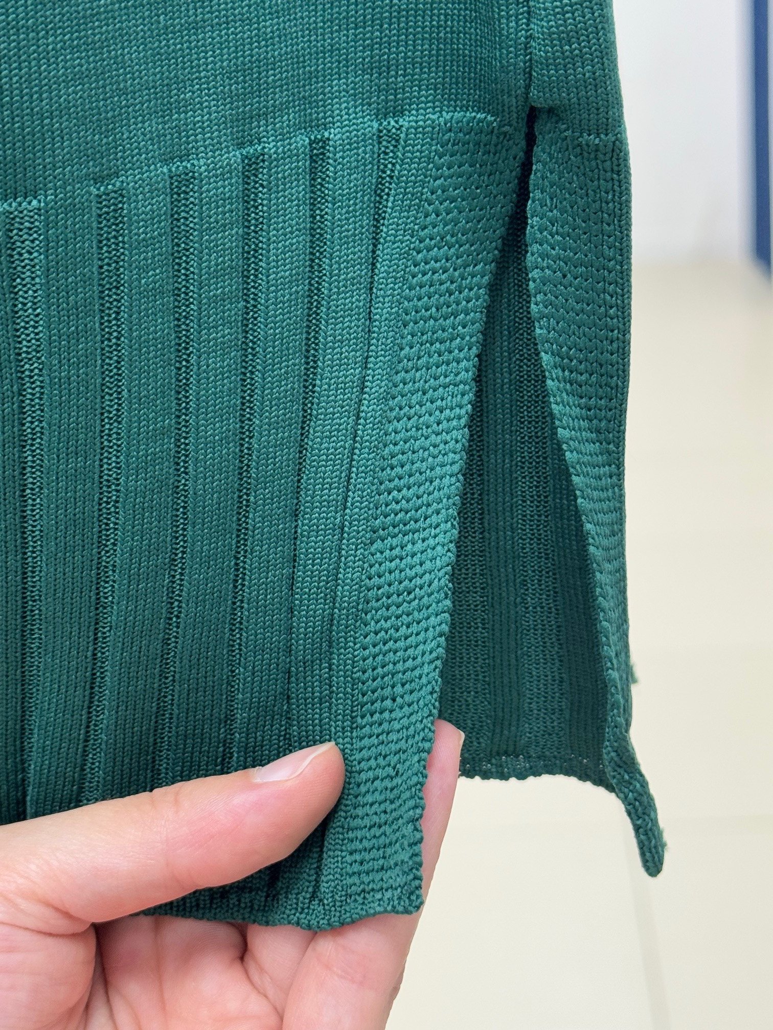 Lamisa Kolu Ve Altı Fitilli Soğuk İp Tunik-SY3191 Zümrüt Yeşili