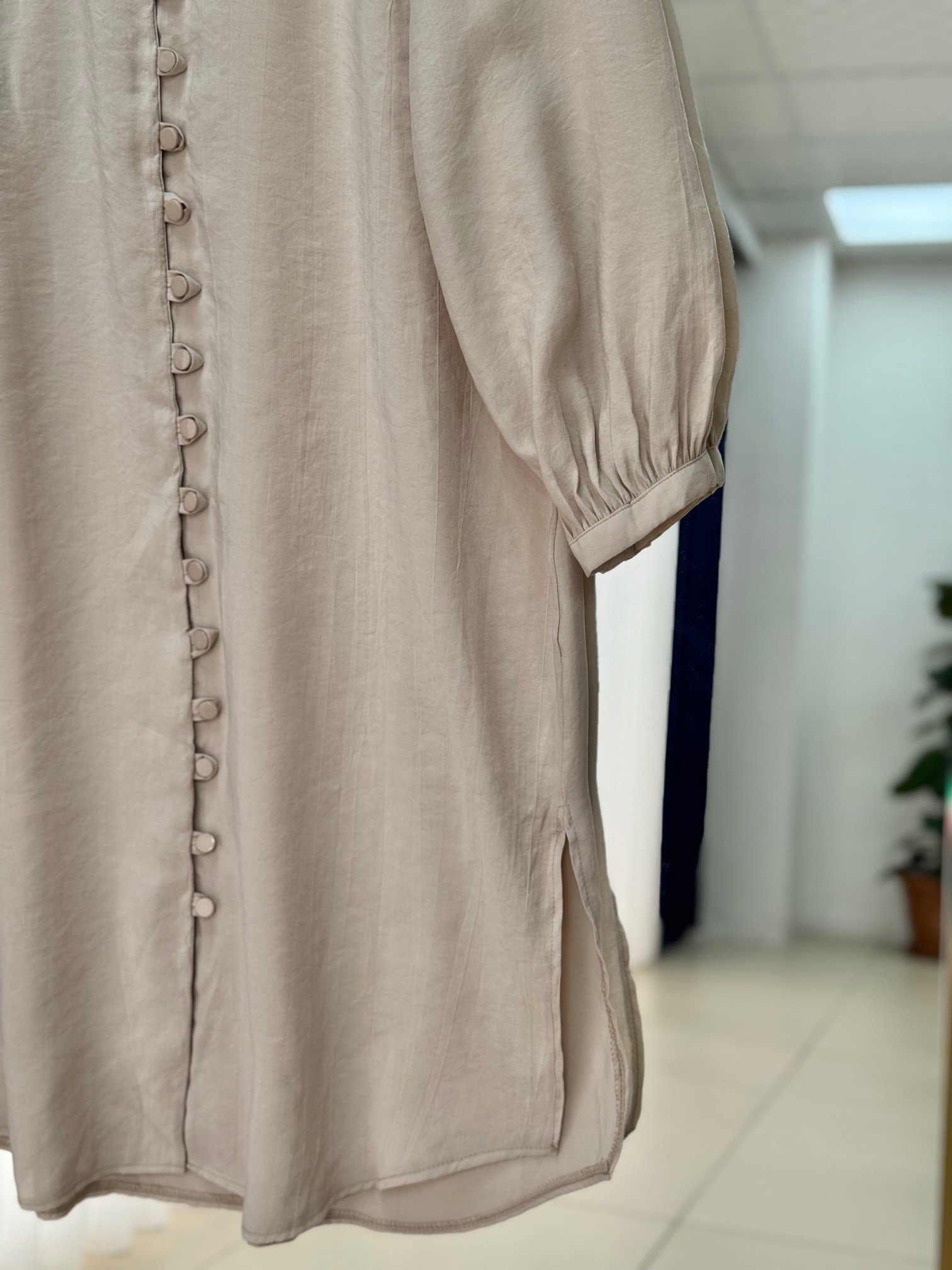 Lunana Önü Düğmeli Biyeli Modal Cupra Uzun Tunik-EK612 Taş