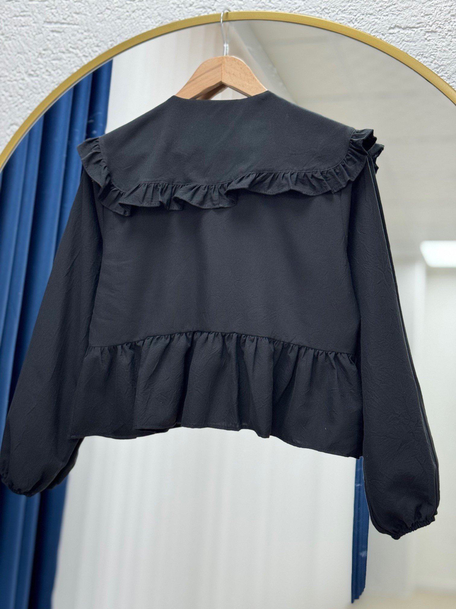 Lunisa Yaka Fırfırlı Bağcıklı Kat Detaylı Gömlek-TN068 Siyah